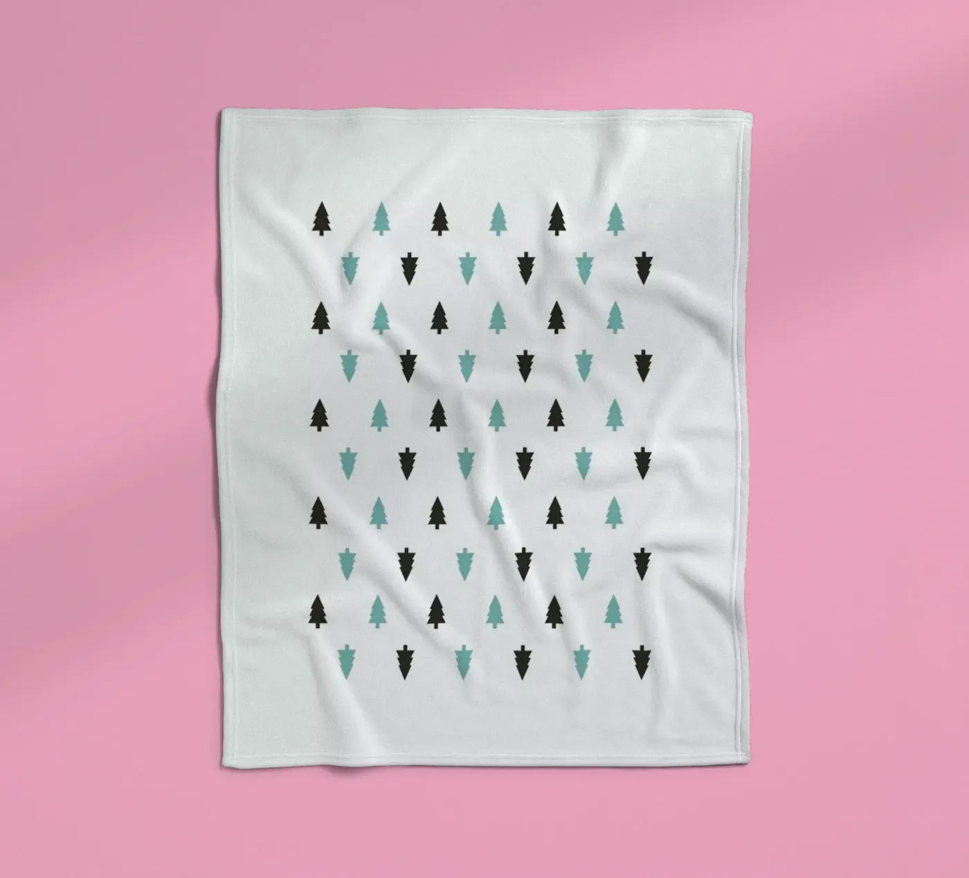 Nordic Trees Fleecedecke von Studio One
