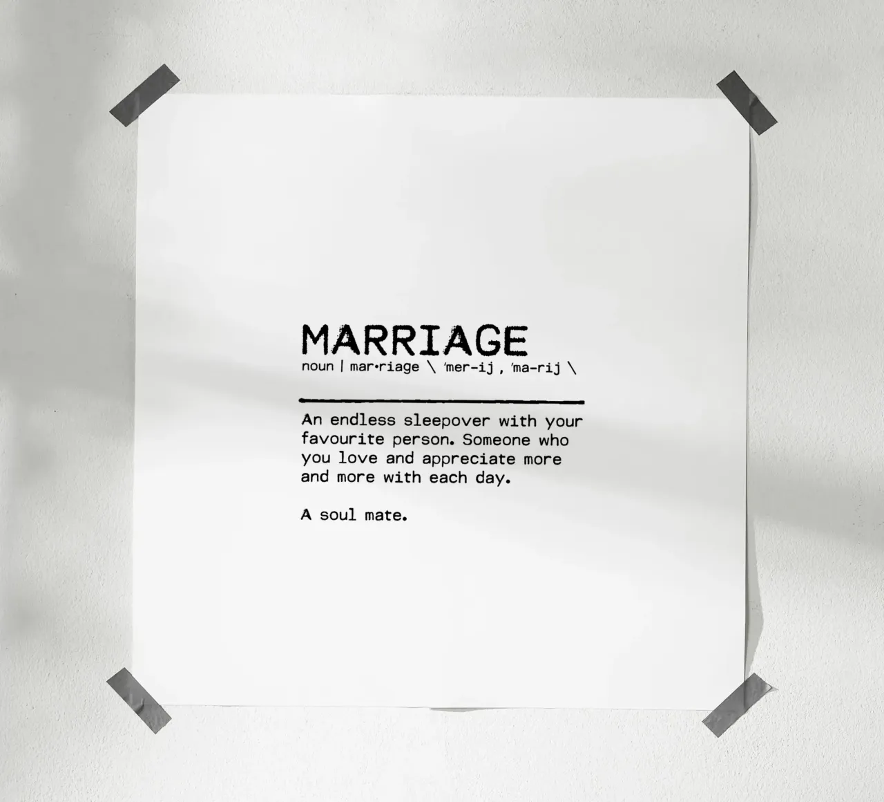 Definition Zitat - Heirat Poster mit Aluminium Rahmen von Orara Studio