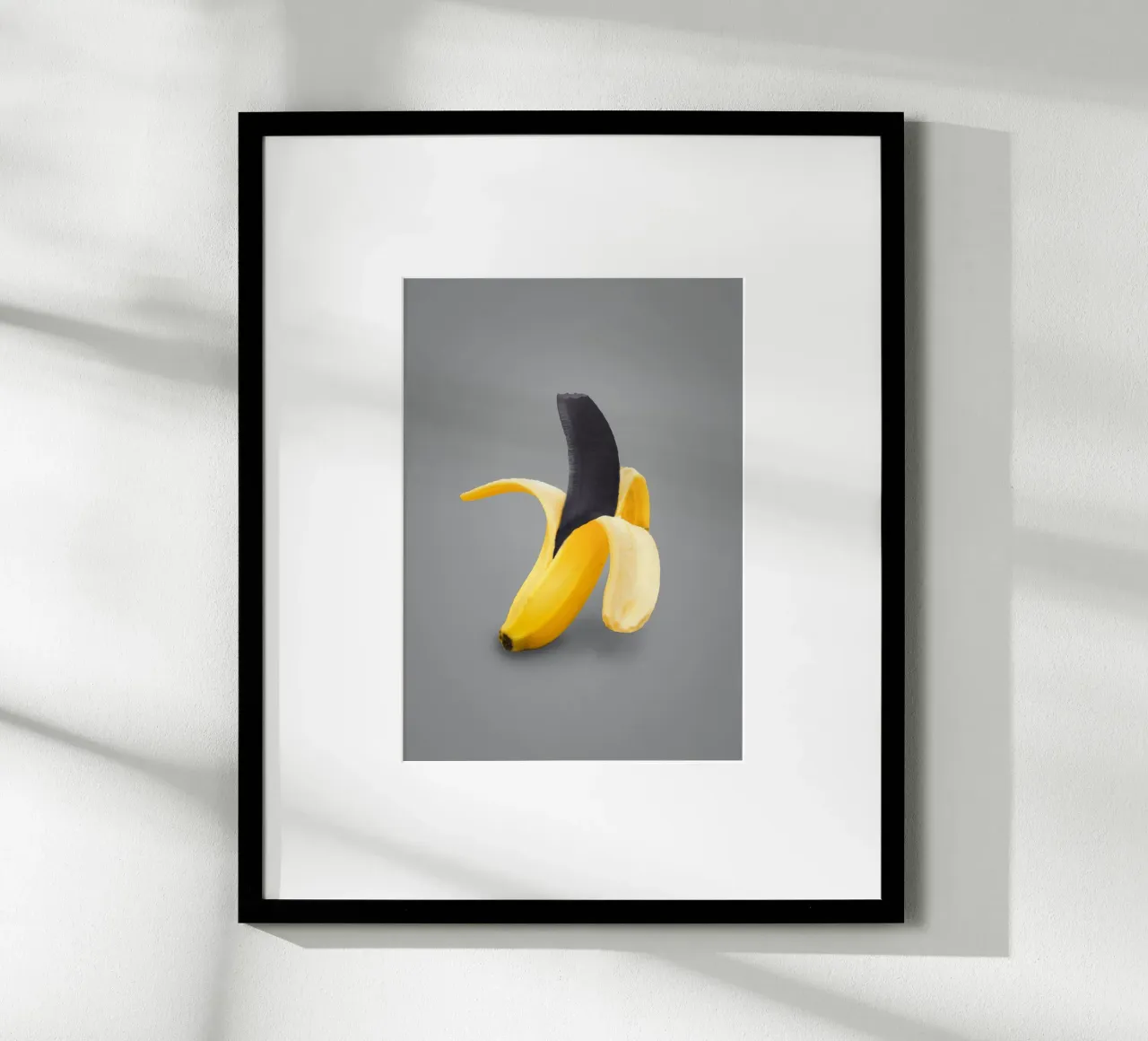 Banana nera sbucciata poster da arizrab