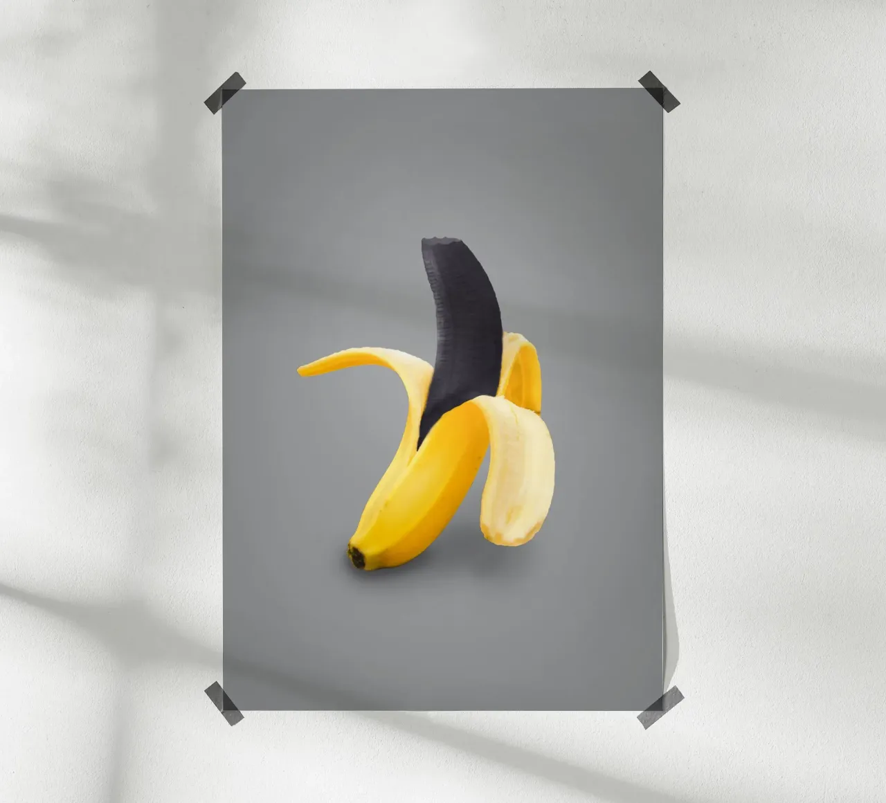 Banana nera sbucciata poster da arizrab