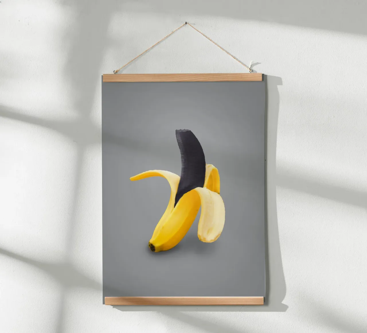 Banana nera sbucciata poster da arizrab