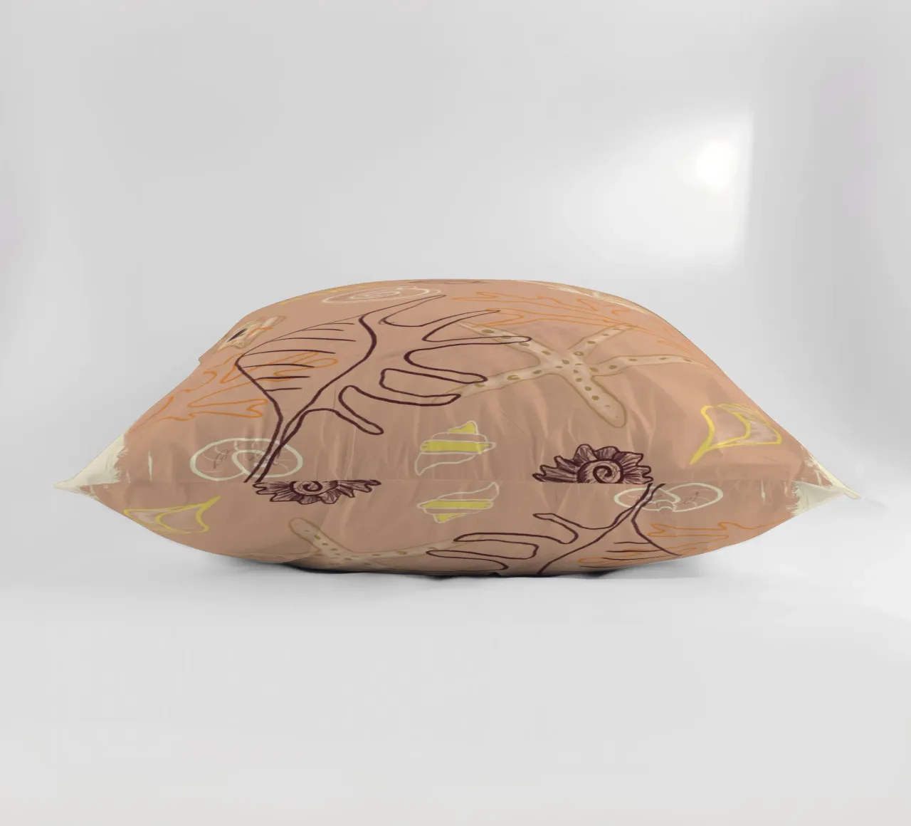 Muscheln Strand decorative cushion by Studio Dolci