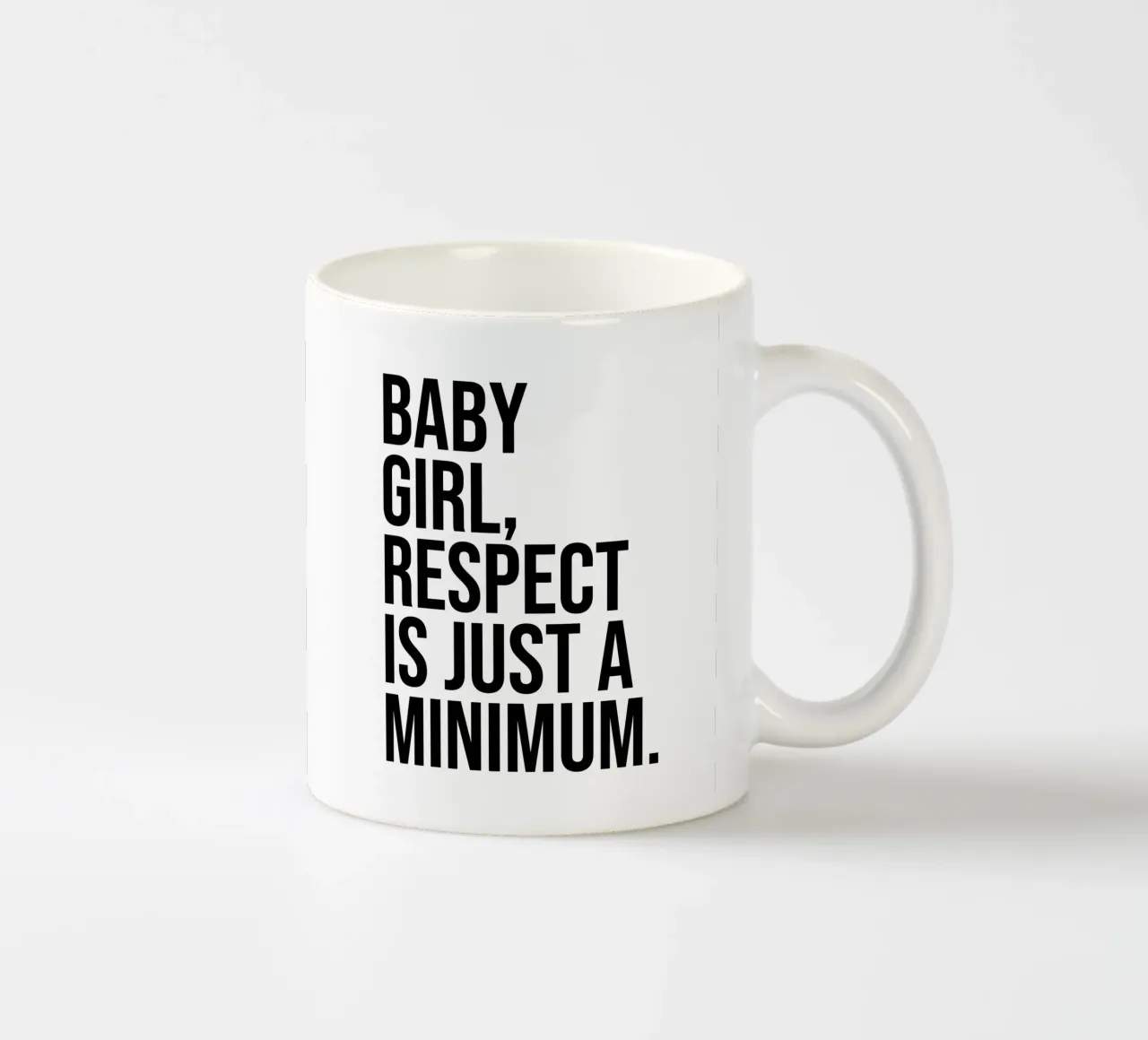 Le respect n'est qu'un minimum mug en céramique de Paigaam Studio