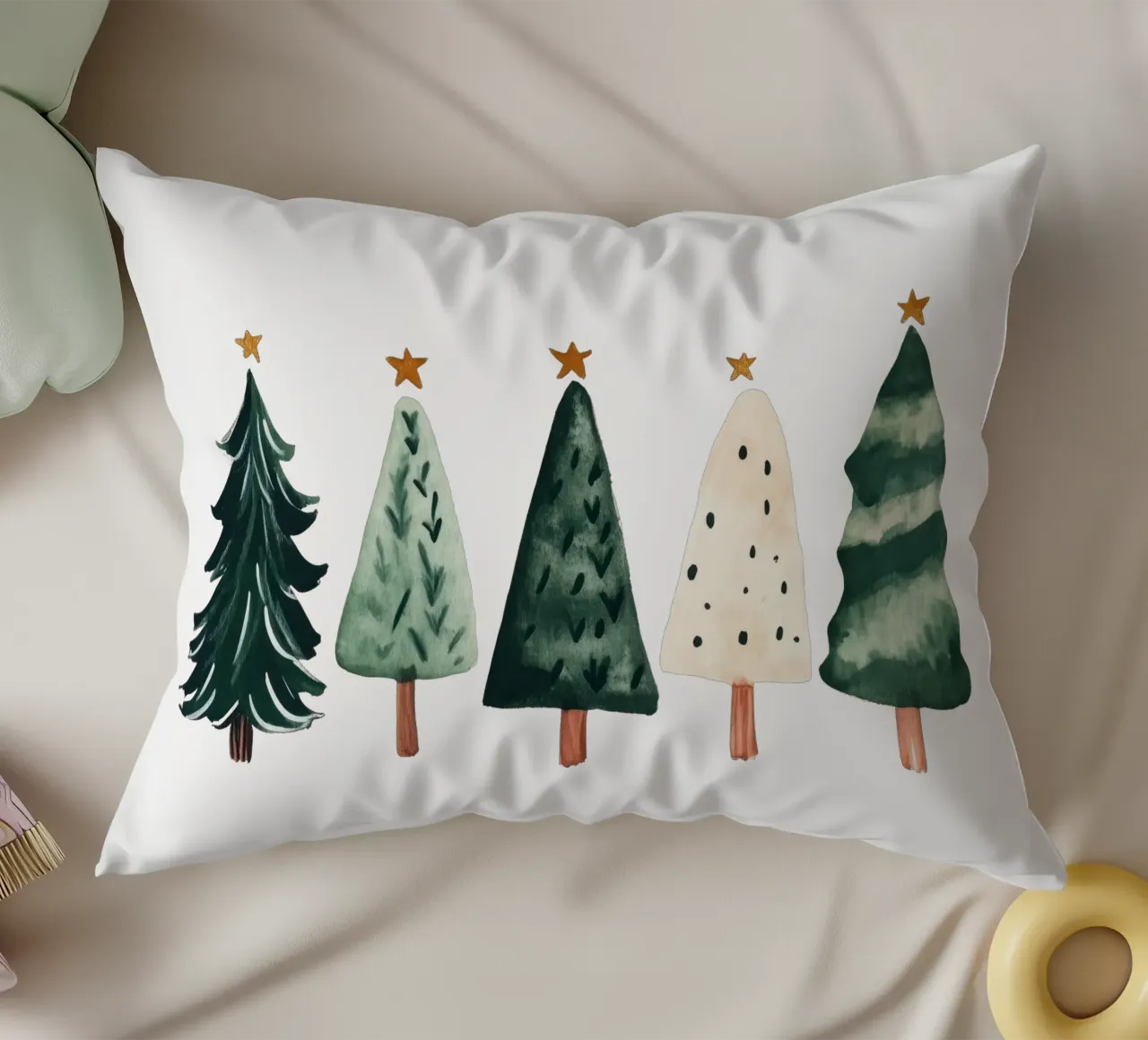 Cute Christmas Trees (Without Background) cuscino da treechild