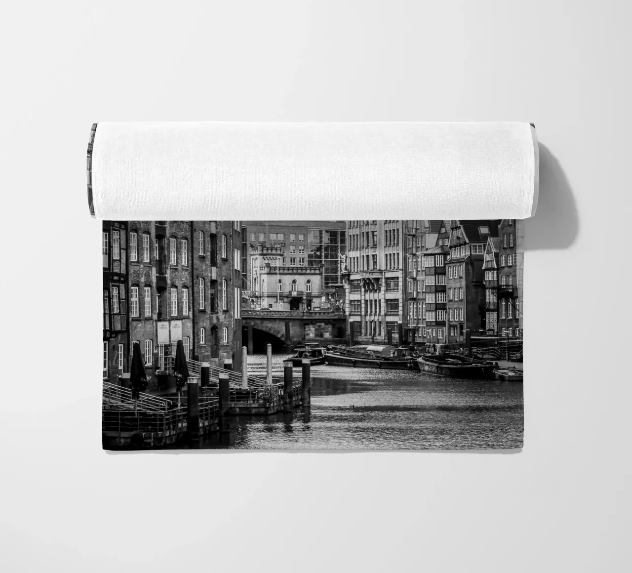 I contrasti di Amburgo: Speicherstadt e la sala concerti Elbphilharmonie telo mare da Anja Hebrank Photography