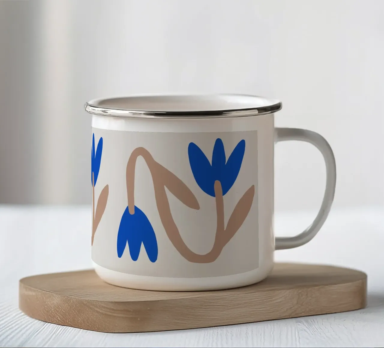 A Flower 4 tazza in smalto da Studio Memb