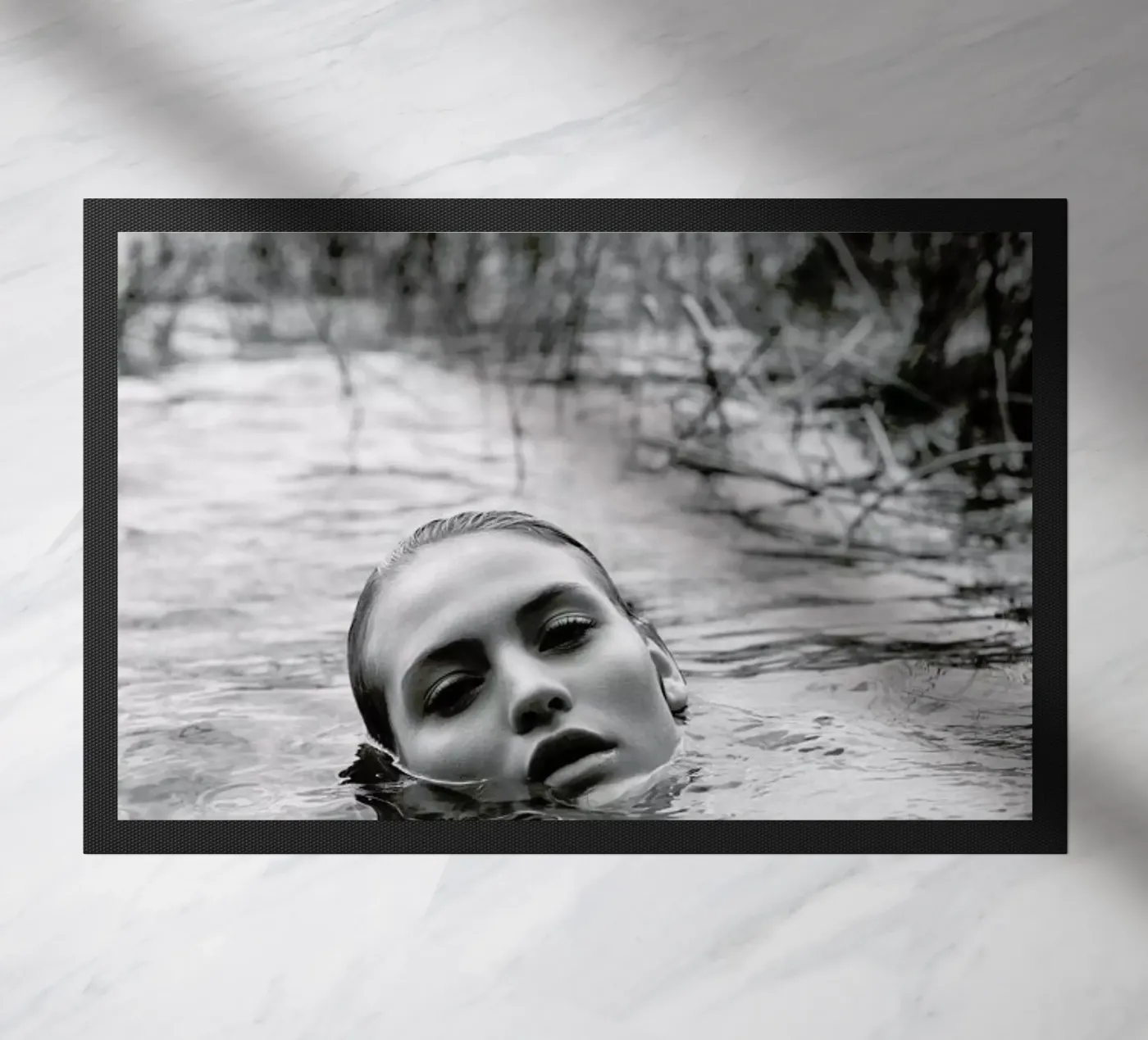 Drowning No.I zerbino da Laura Palm