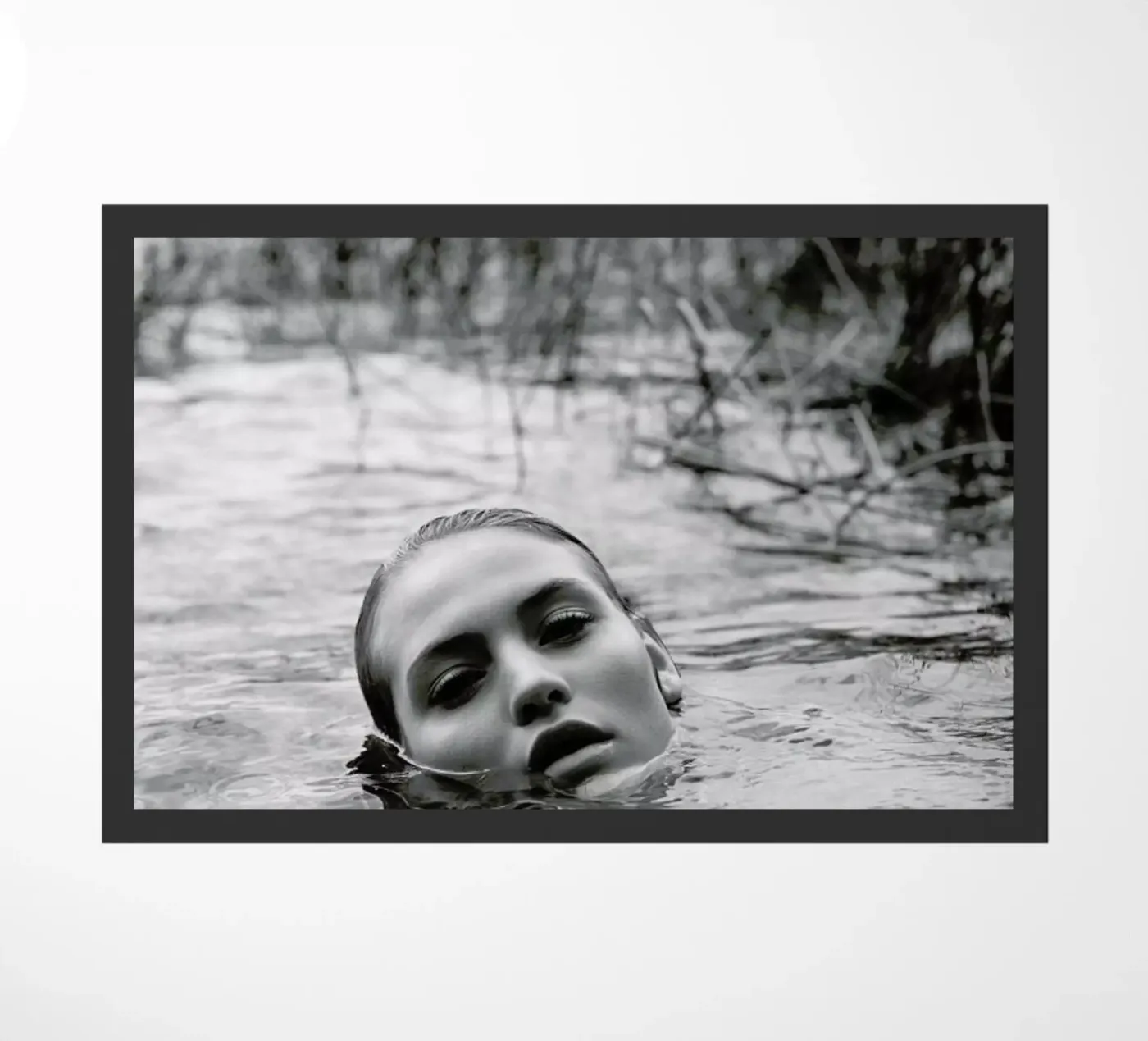 Drowning No.I zerbino da Laura Palm