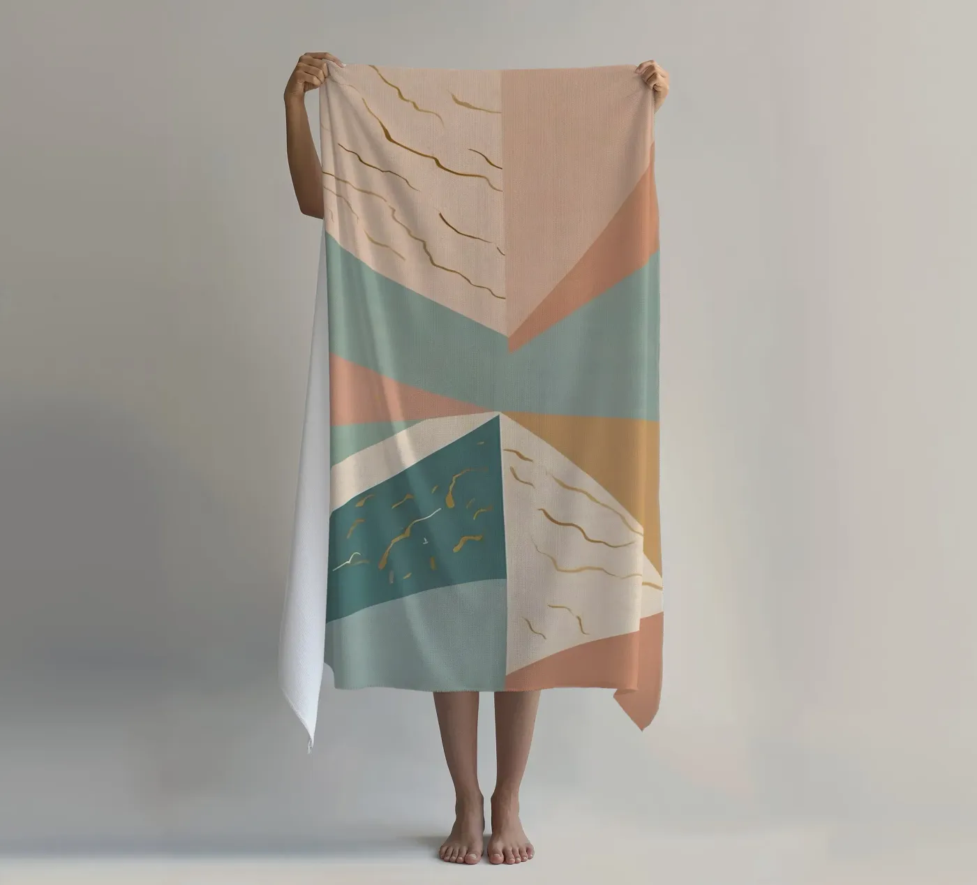 Abstraktes Muster Strandtuch von Charnwood Prints