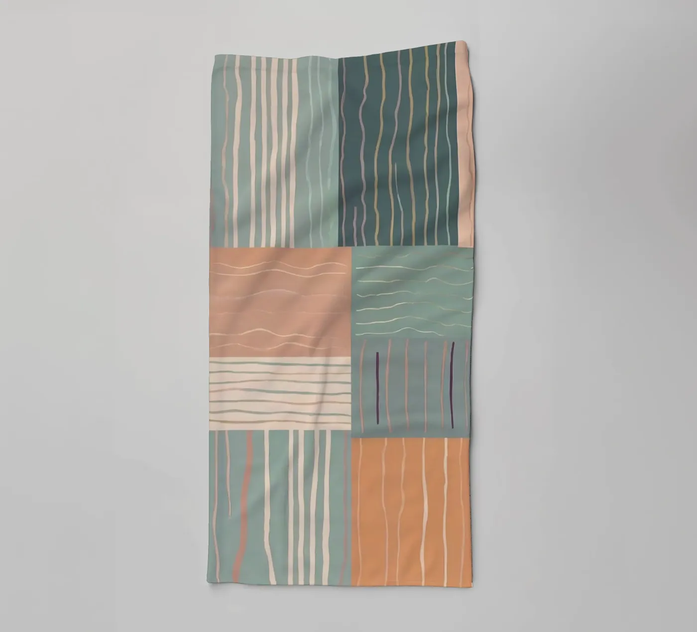 Abstraktes Muster Handtuch von Charnwood Prints