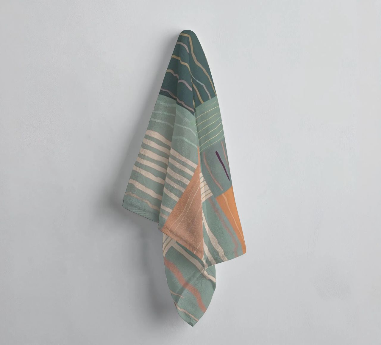 Abstraktes Muster Handtuch von Charnwood Prints