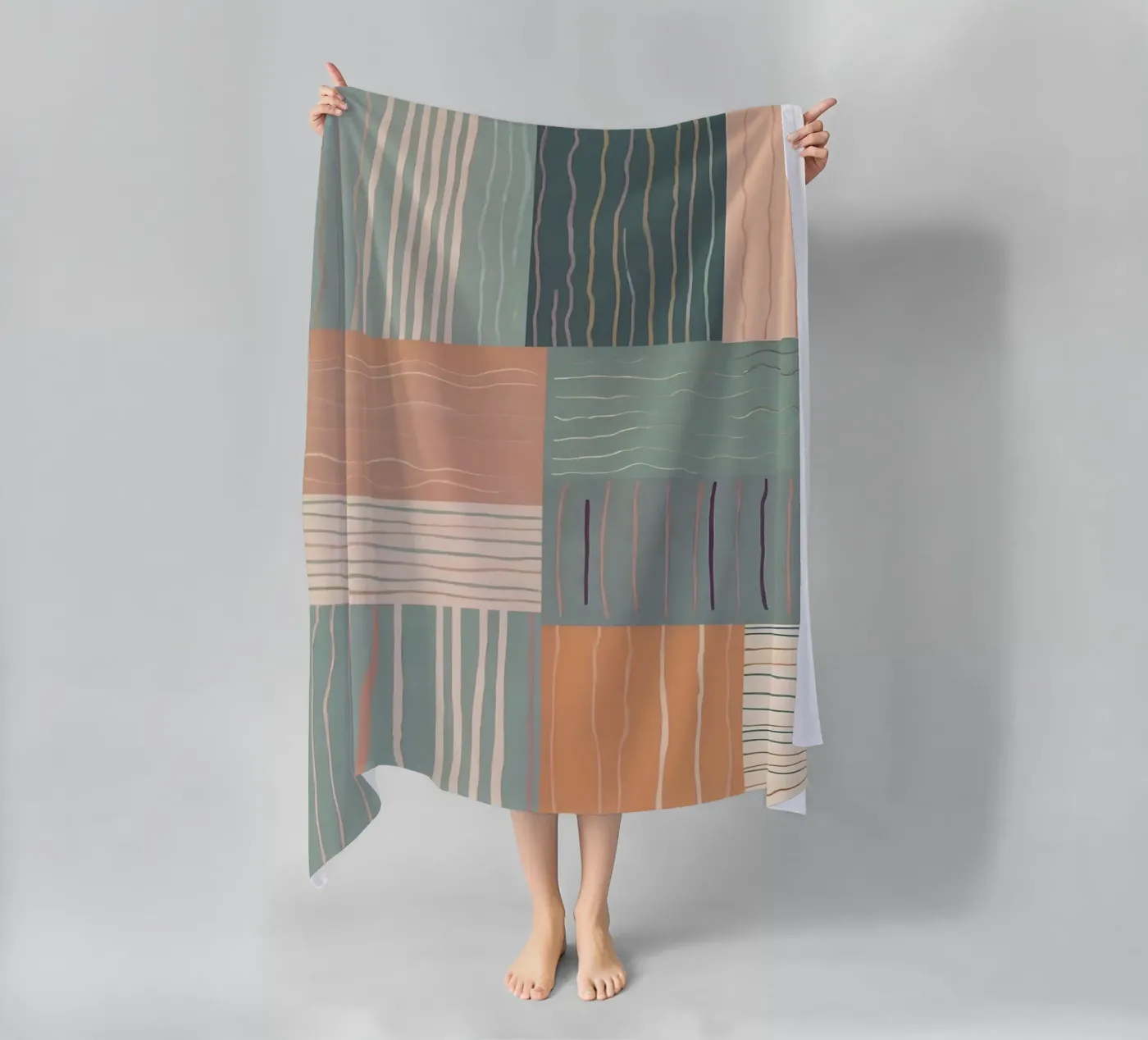 Abstract Pattern Strandtuch von Charnwood Prints