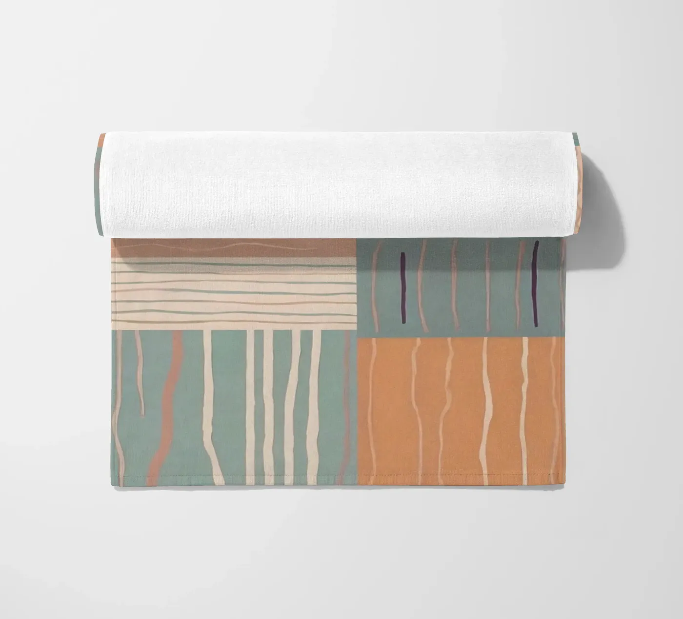 Abstract Pattern Strandtuch von Charnwood Prints