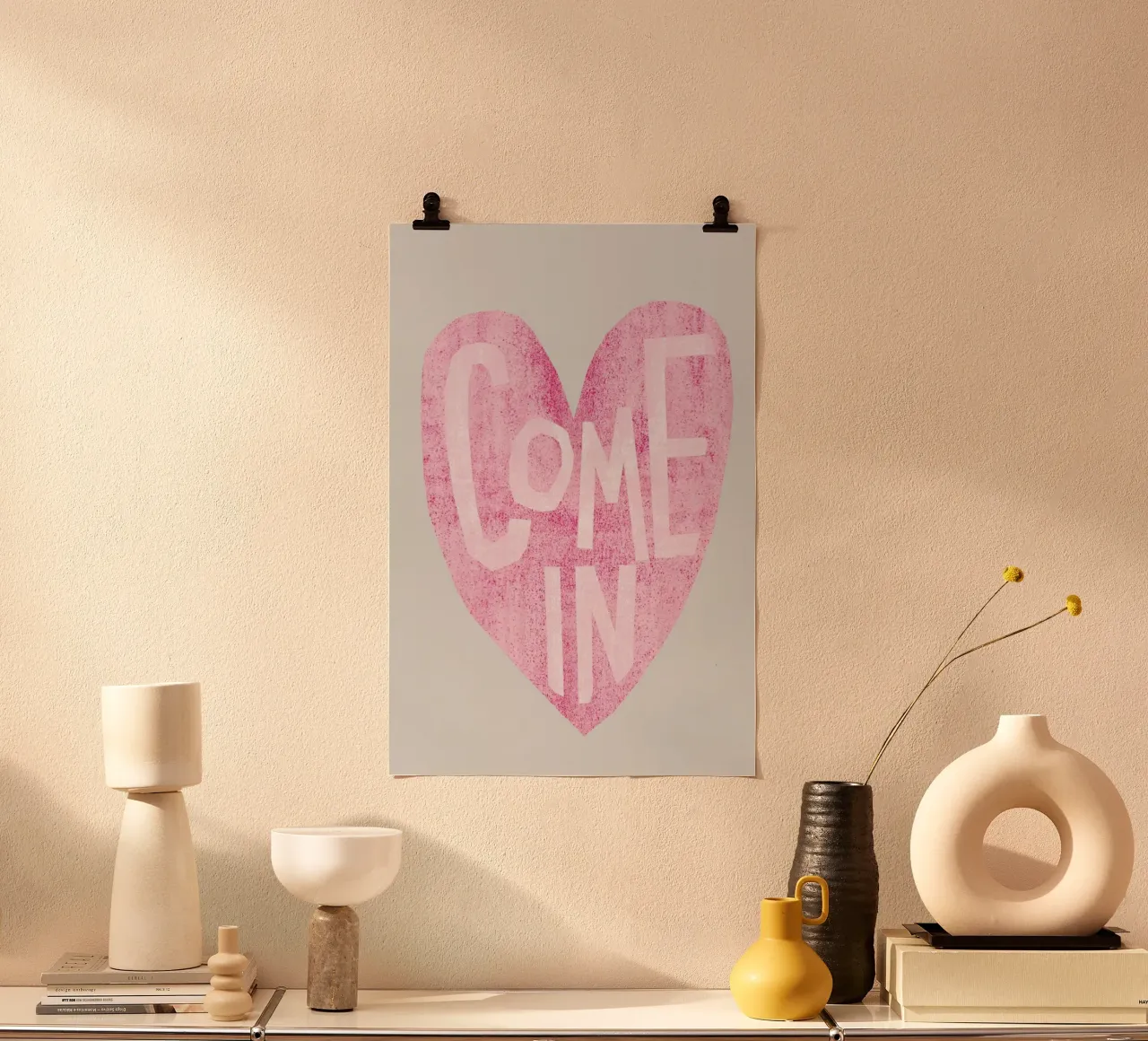 Come In poster con telaio in alluminio da typealive