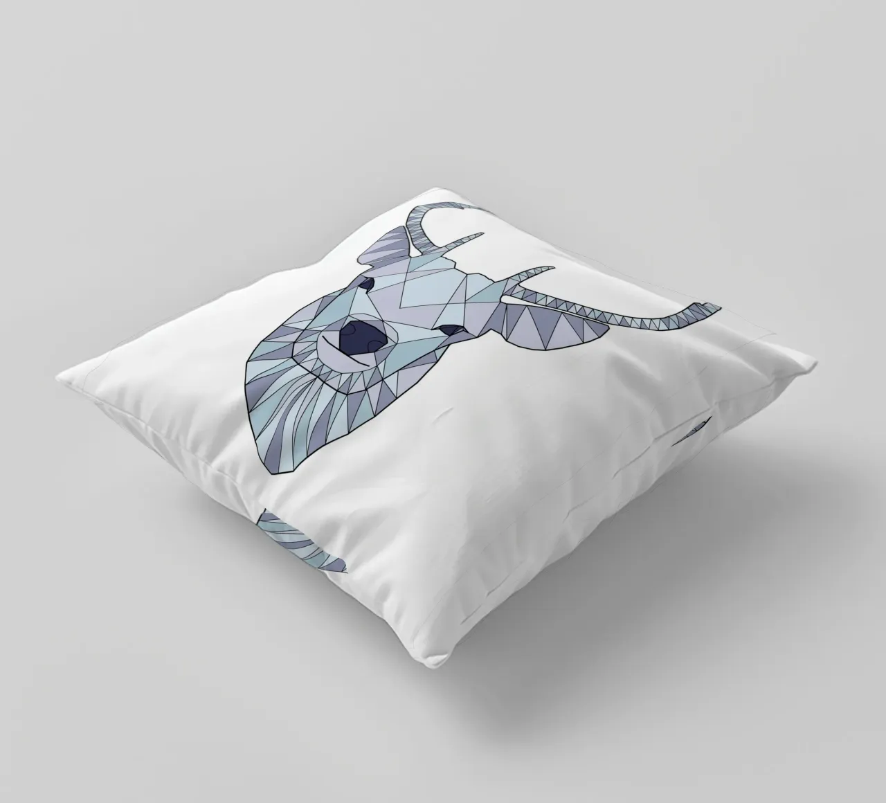 Hirsch I decorative cushion by BAINAI KIDS