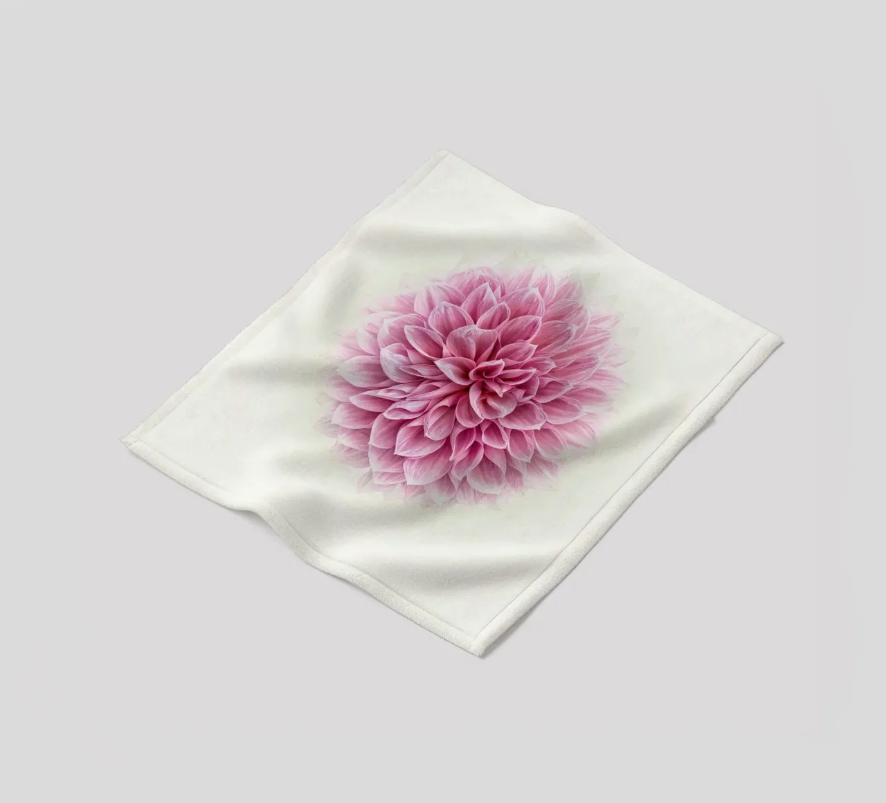 Grace and Tranquility in Bloom - Serene Pink Dahlia Fleecedecke von Curious Collections by Marielle Leenders