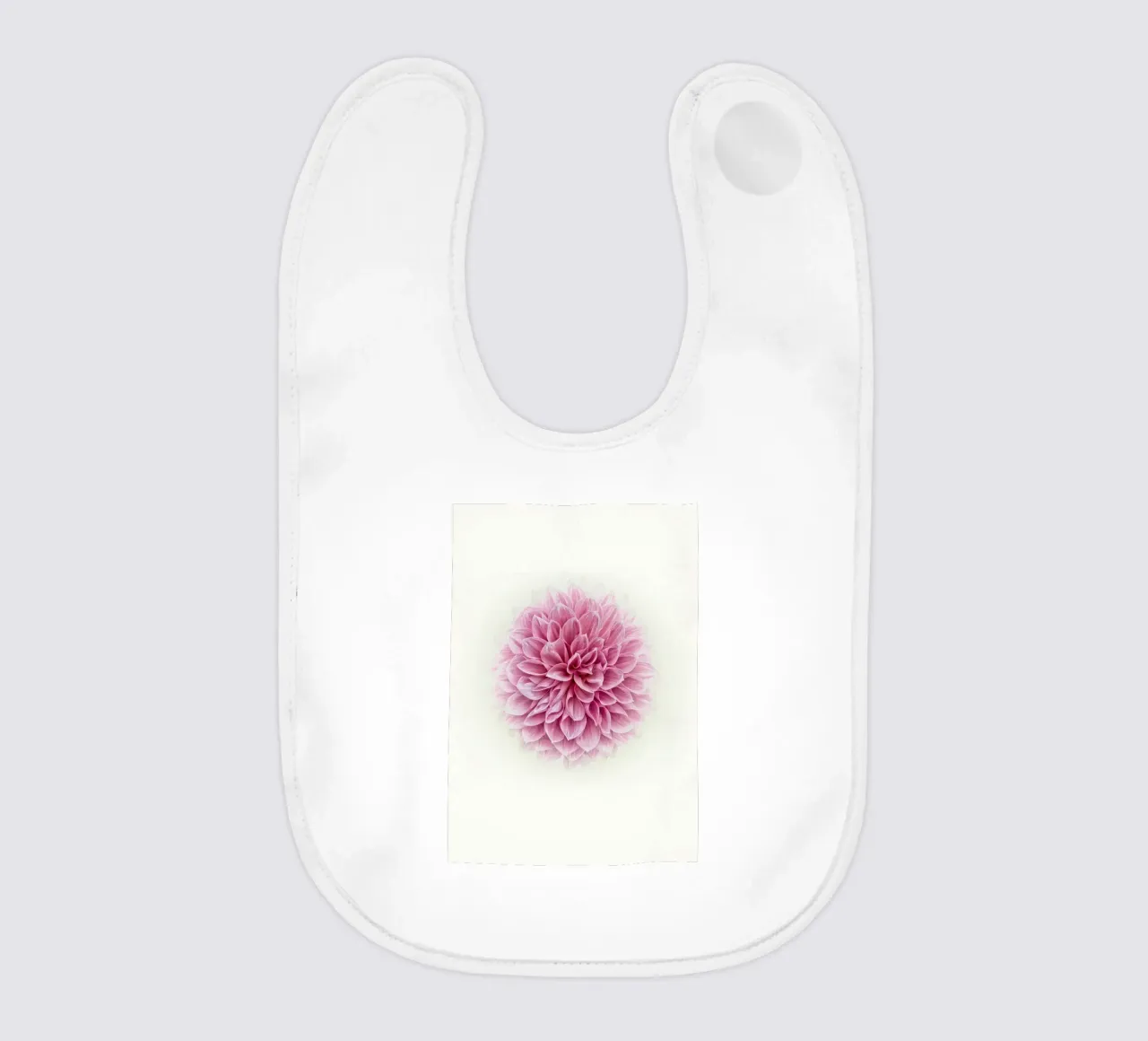 Grace and Tranquility in Bloom - Serene Pink Dahlia Babylätzchen von Curious Collections by Marielle Leenders