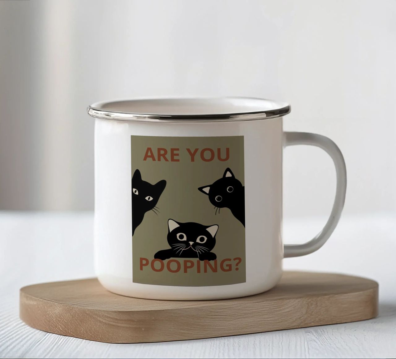 ARE YOU POOPING? tazza in smalto da LisaArtes