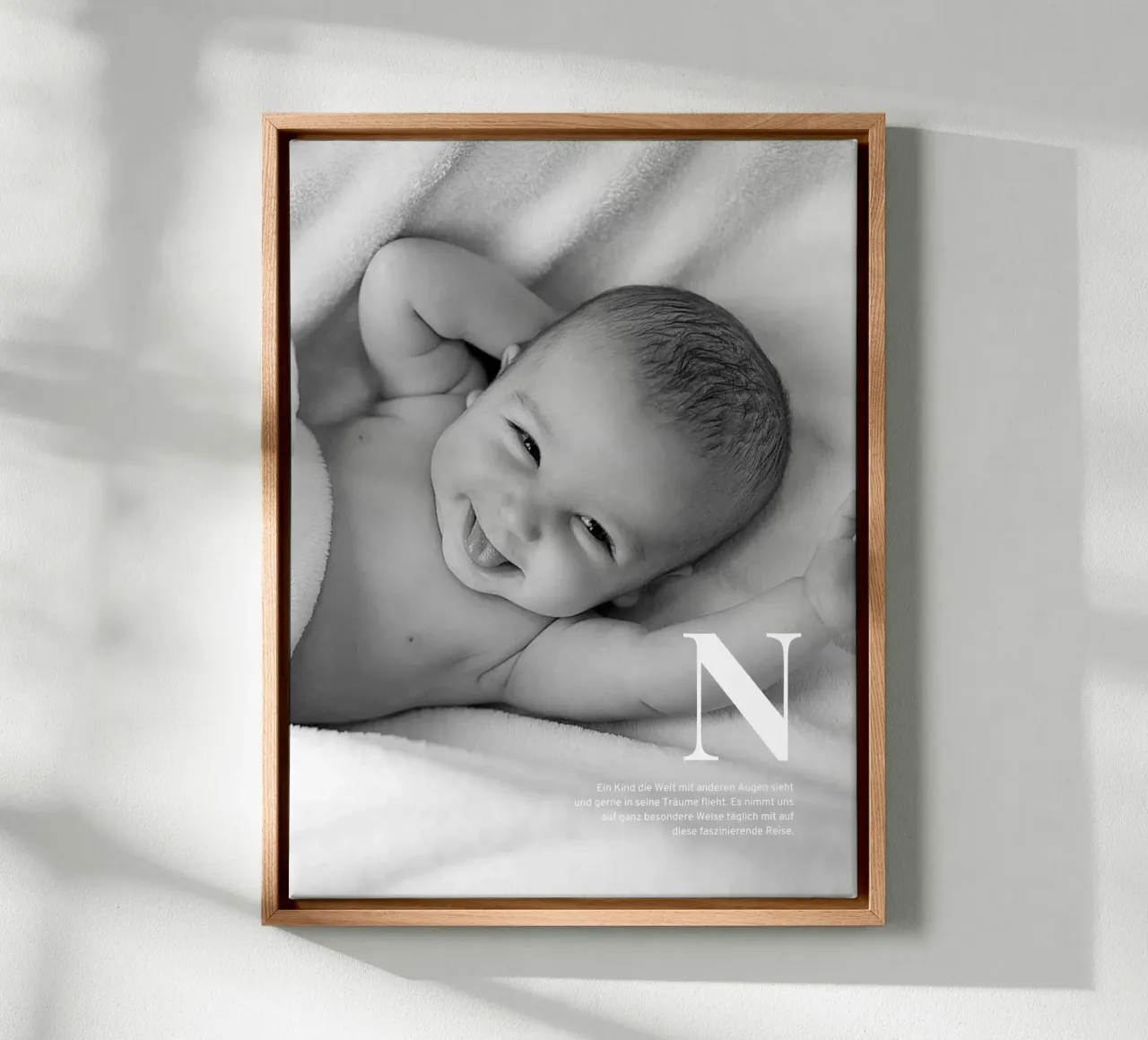 Your Name tela con Cornice a cassetta da we line studio - design
