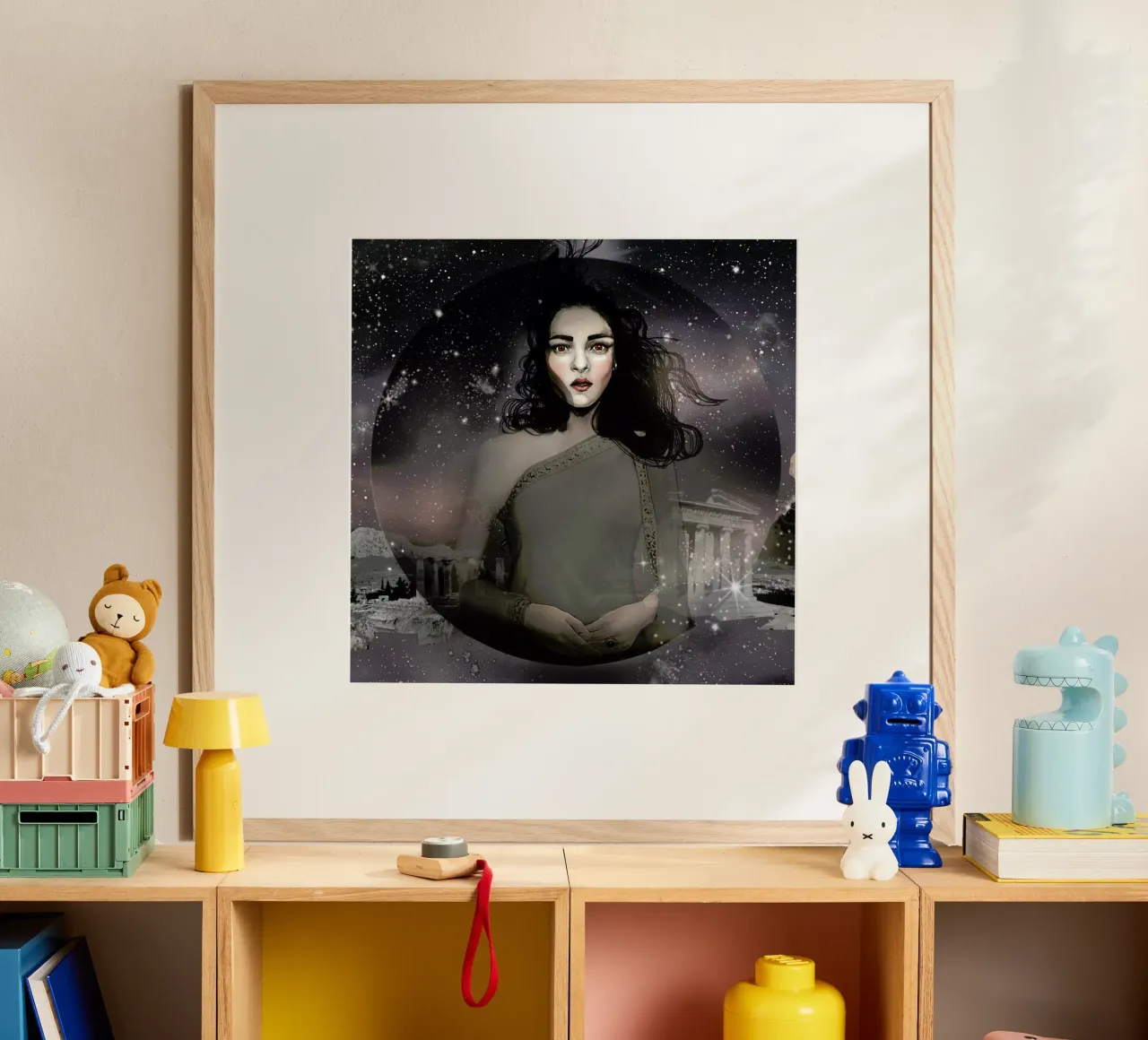 Demetria poster con telaio in legno da Agnes KR Patience