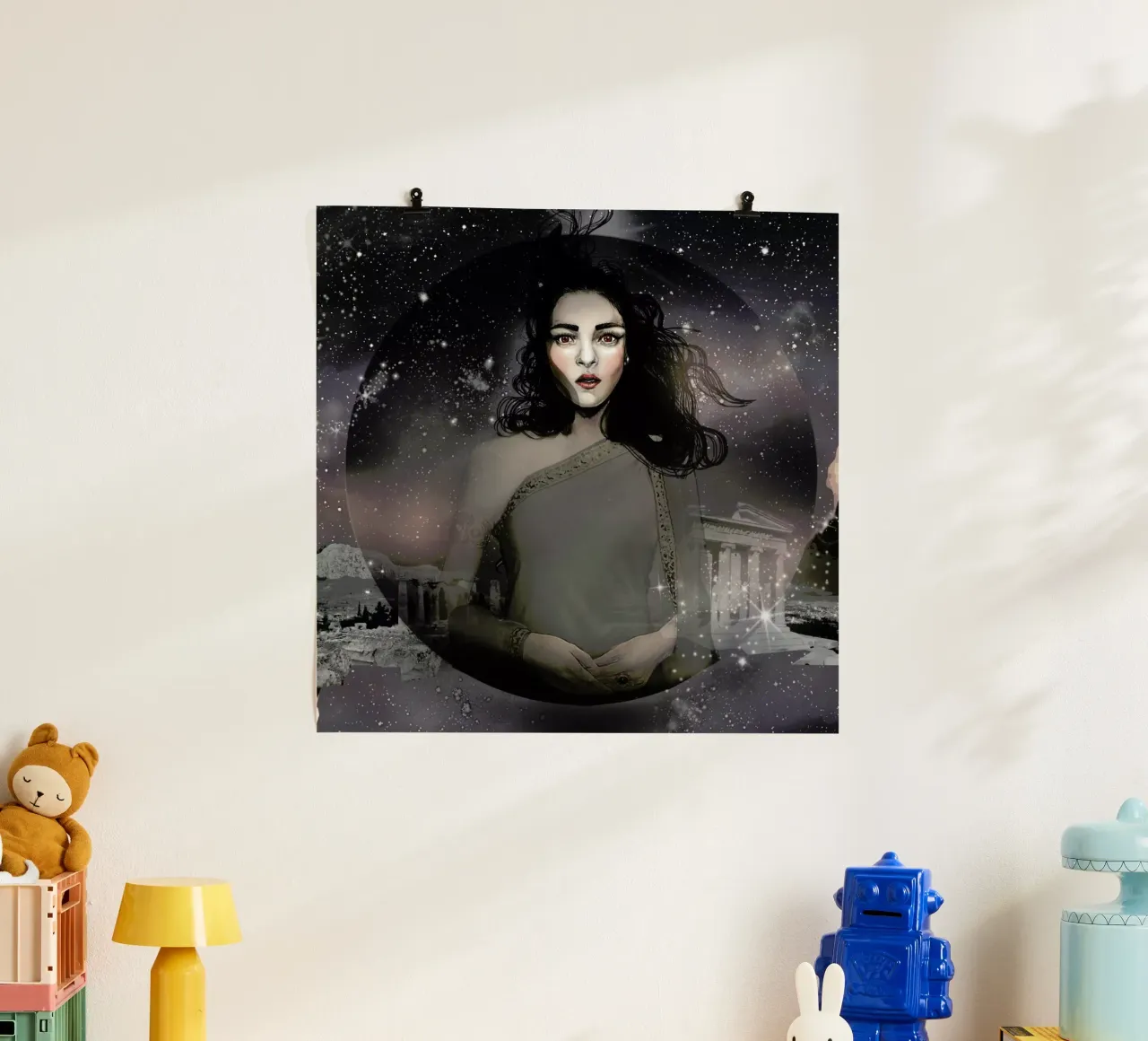 Demetria poster con telaio in legno da Agnes KR Patience