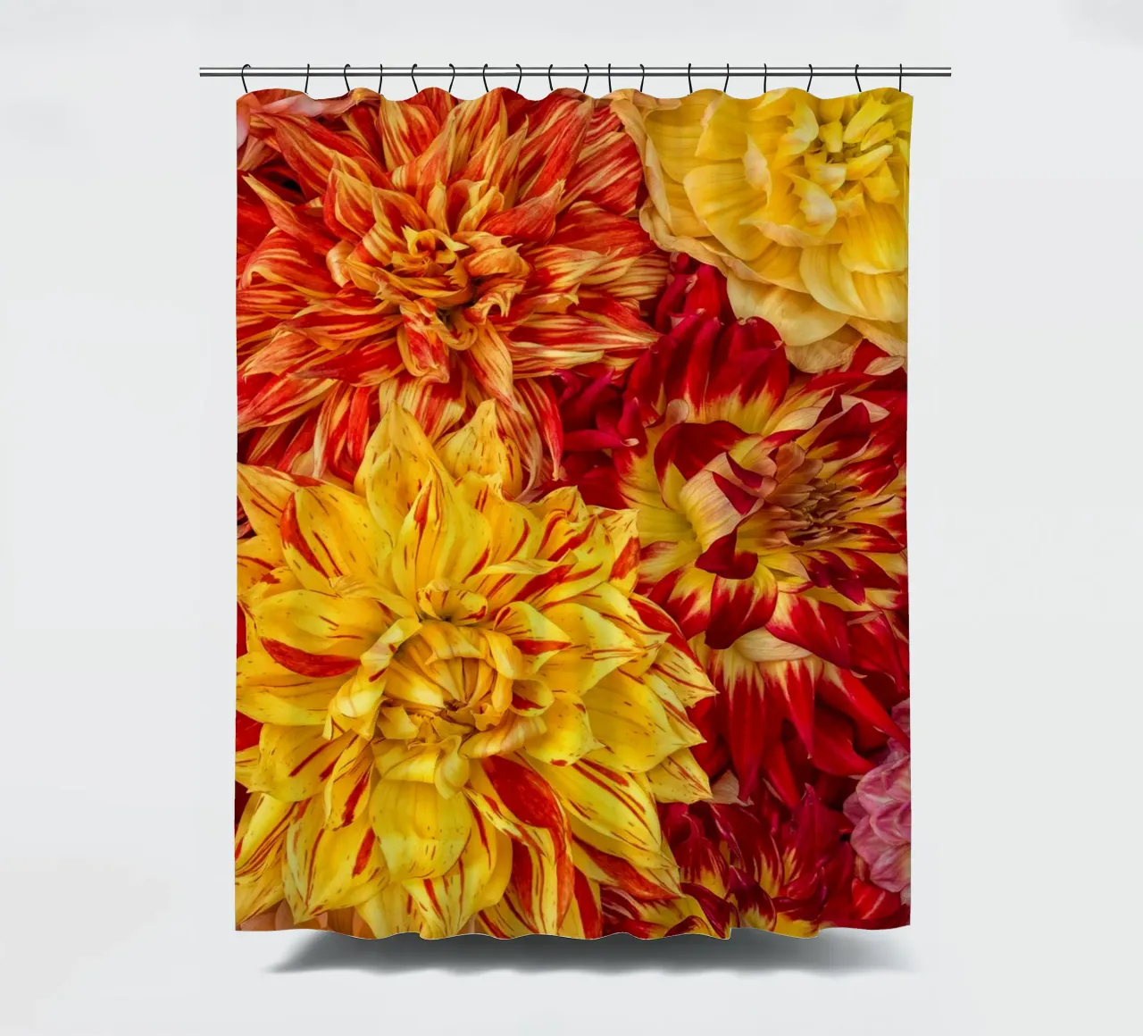Un'esplosione di sole e calore - Dalie giallo/arancio tenda da doccia da Curious Collections by Marielle Leenders