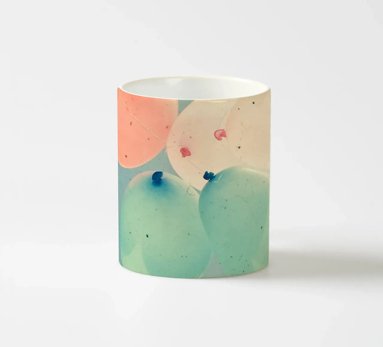 Quasi gratis tazza in ceramica da Cassia Beck Photography