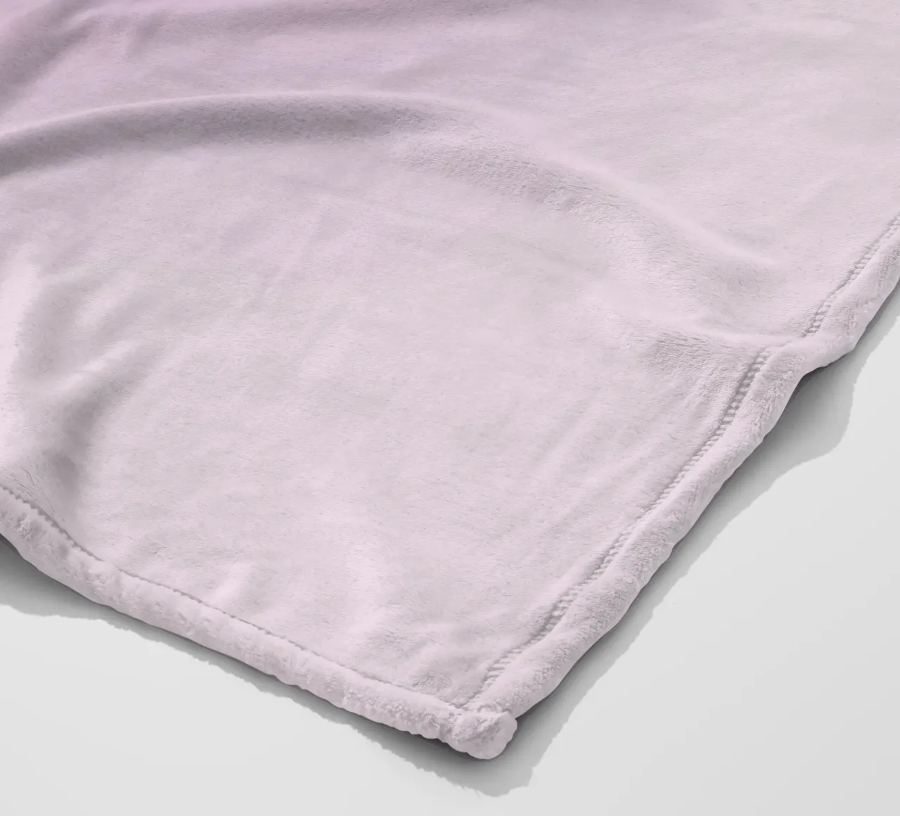 Un dolce simbolo d'amore - Lampone a forma di cuore coperta in pile da Curious Collections by Marielle Leenders