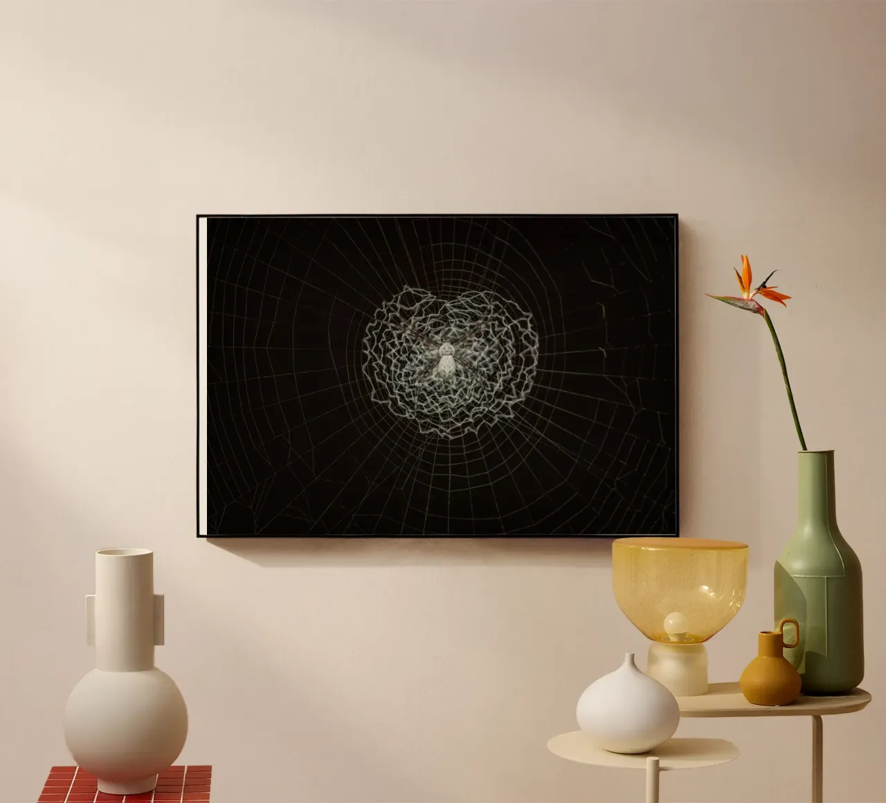 Ein Netz der Liebe - Die Spinne webt das Netz der Liebe Acryl-Glas von Curious Collections by Marielle Leenders