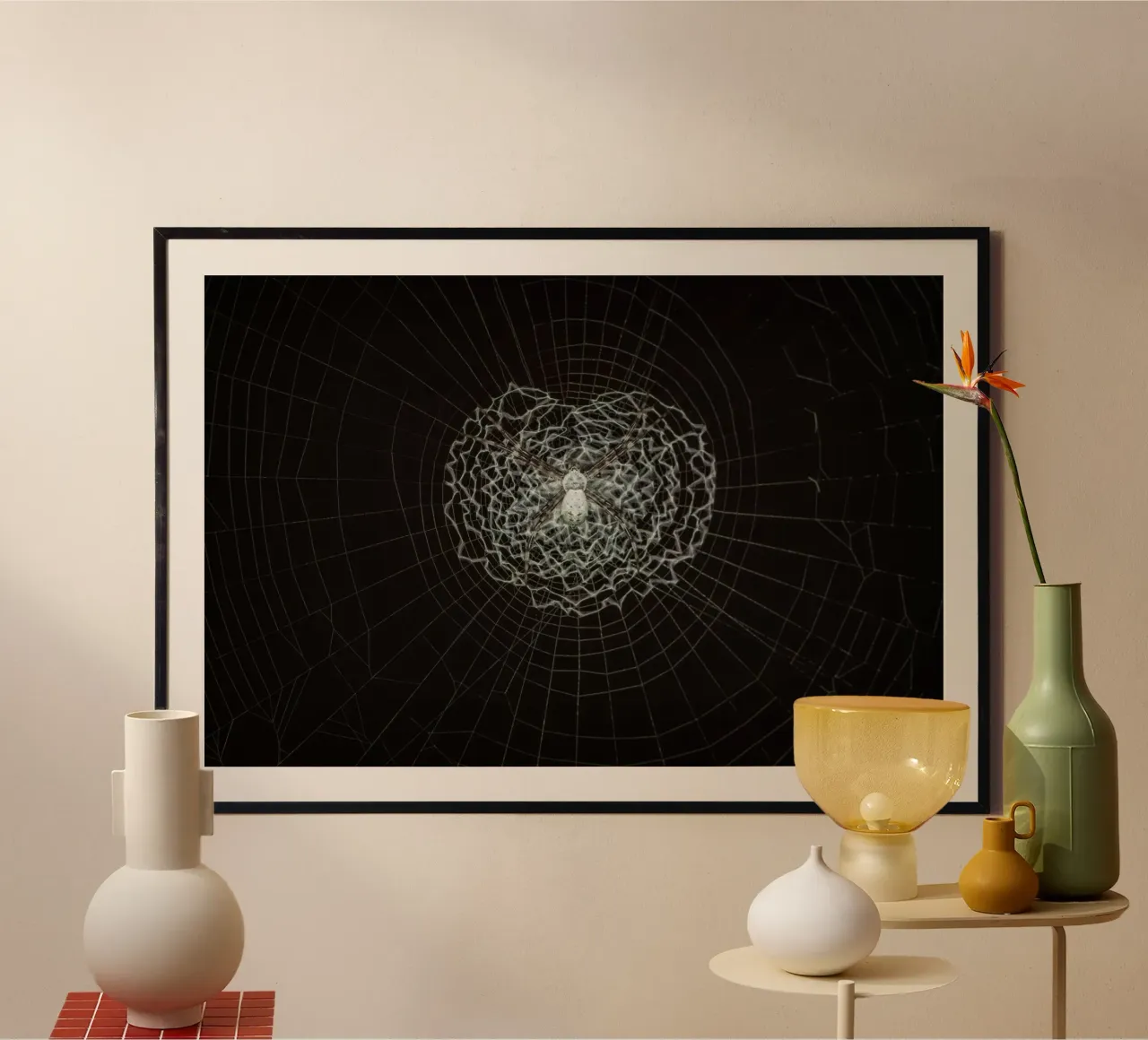 Ein Netz der Liebe - Die Spinne webt das Netz der Liebe Poster von Curious Collections by Marielle Leenders
