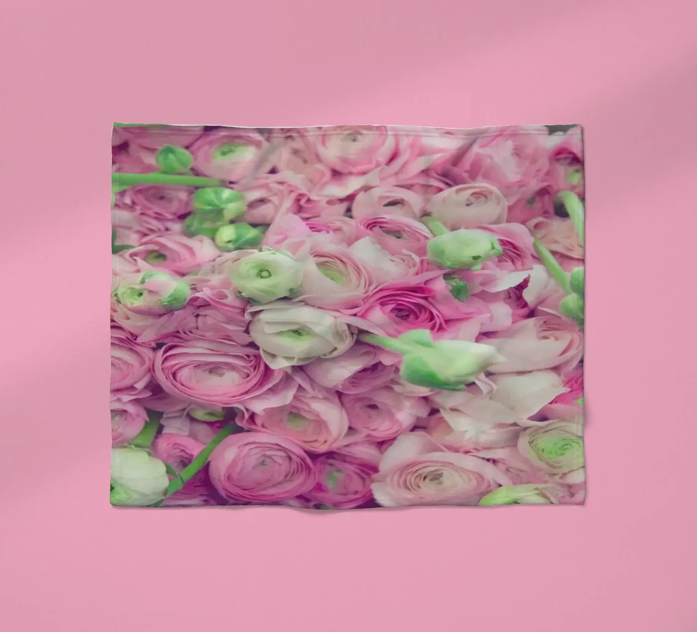 Ranunculus Light Fleecedecke von Catherine McDonald