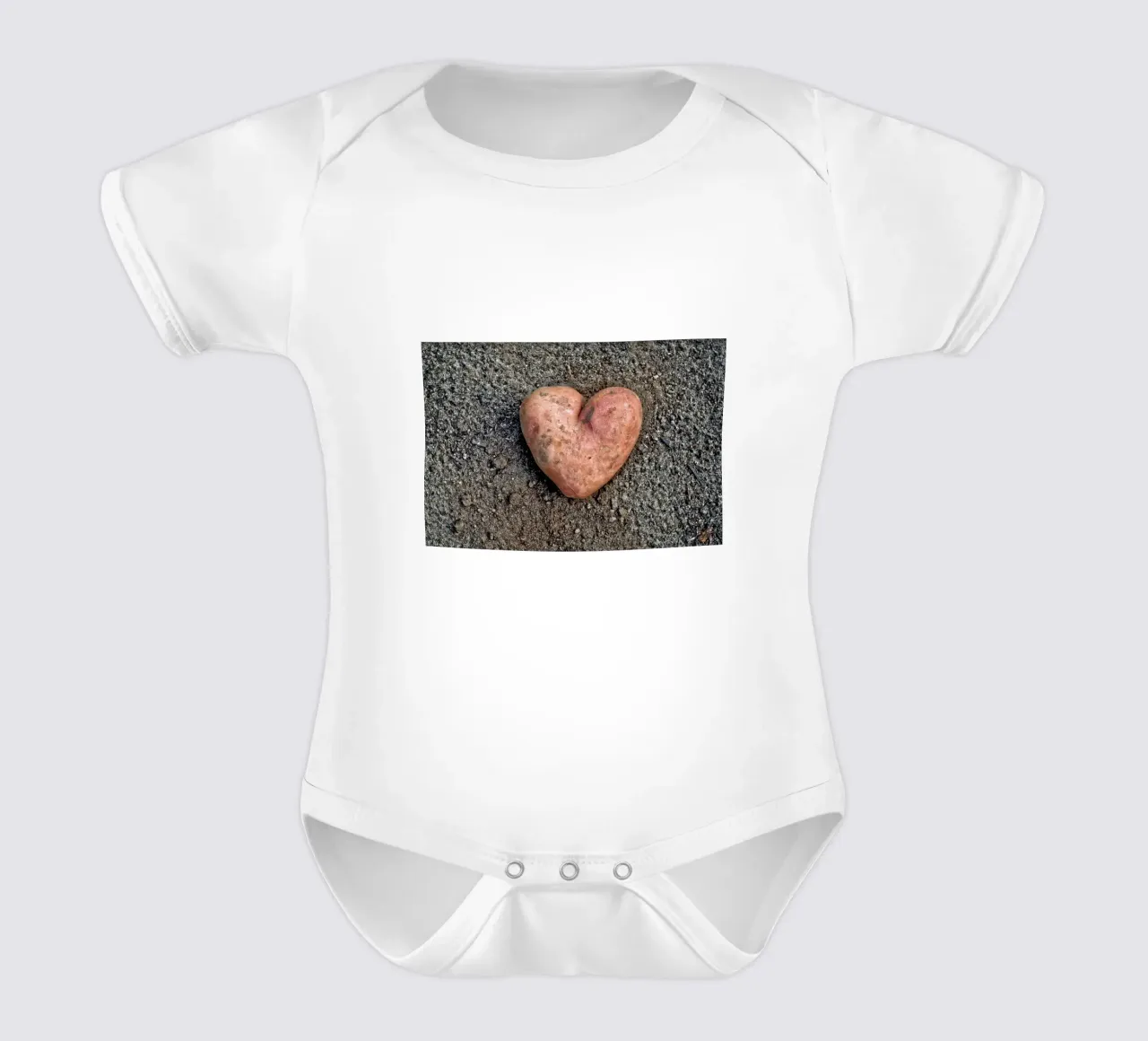Symbole d'amour et de nourriture - Patate douce en forme de cœur body bébé de Curious Collections by Marielle Leenders