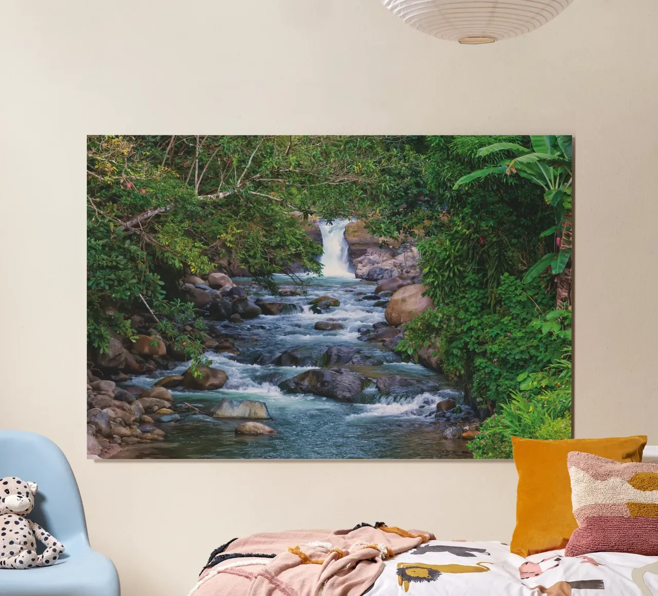 Un joyau caché de la nature - Une cascade sereine dans la jungle poster de Curious Collections by Marielle Leenders