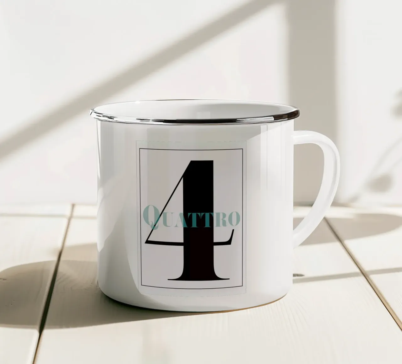 Numero 4 taza de esmalte de In Full Color