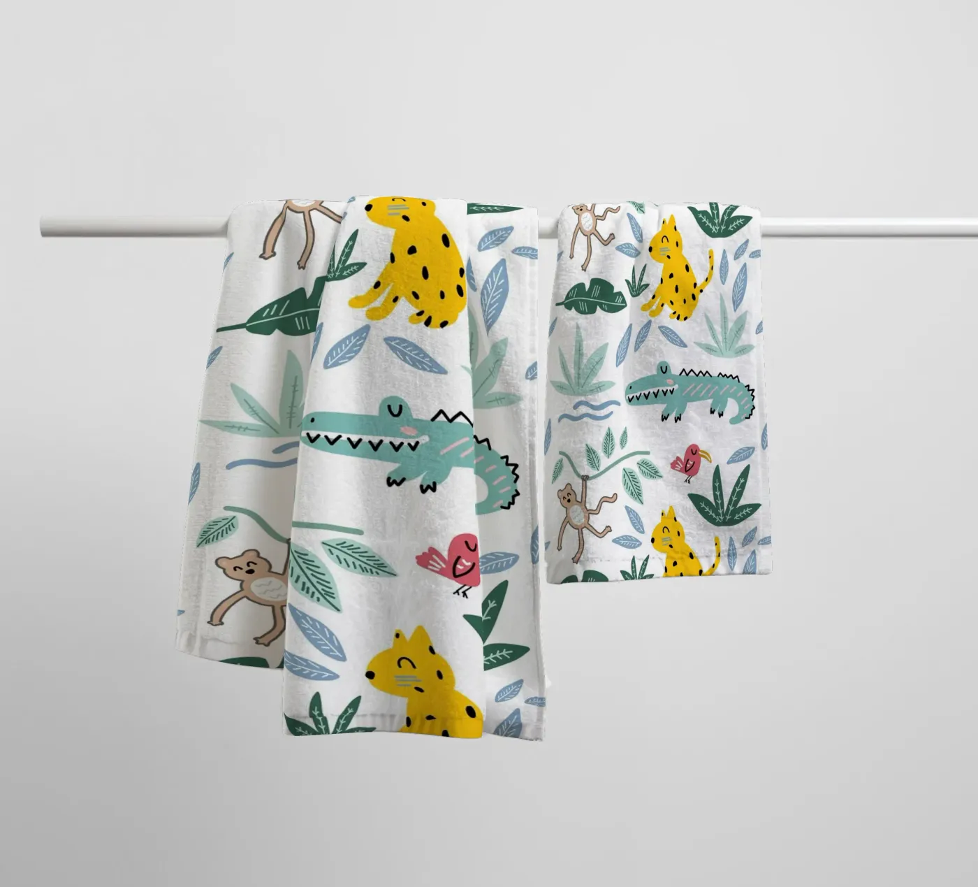 Amazonas Muster towel by BAINAI KIDS