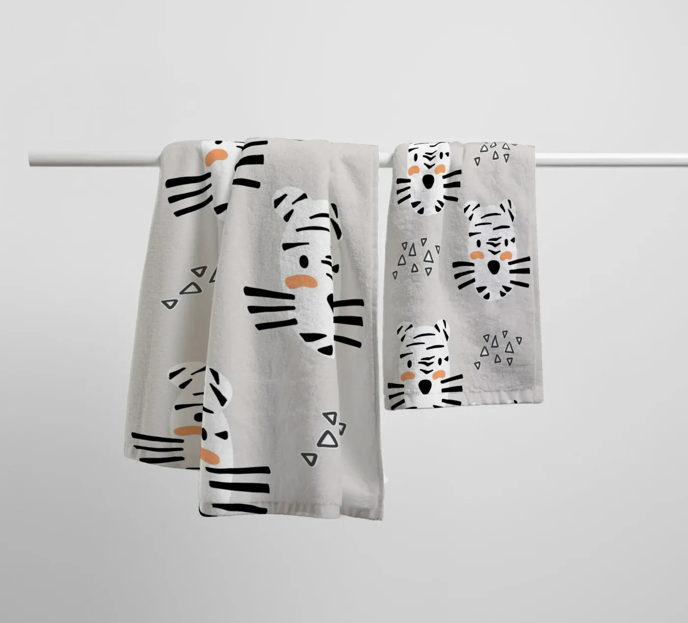 Tiger towel by BAINAI KIDS