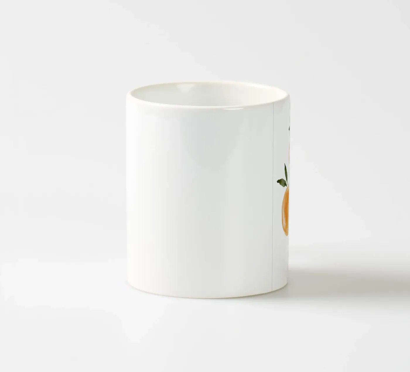 Modello arancione tazza in ceramica da Melloi Art Print