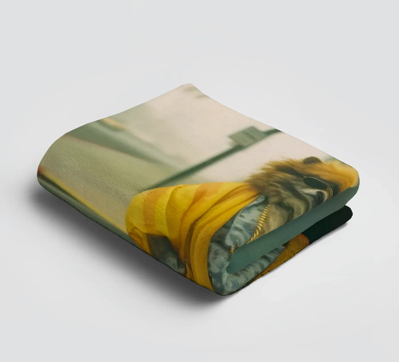 Marcus towel by Affiches Chien Originales – Dogland