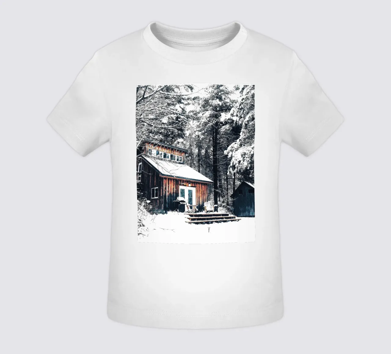 Rifugio invernale nella foresta - un ambiente rustico e accogliente maglietta neonato da Whole©