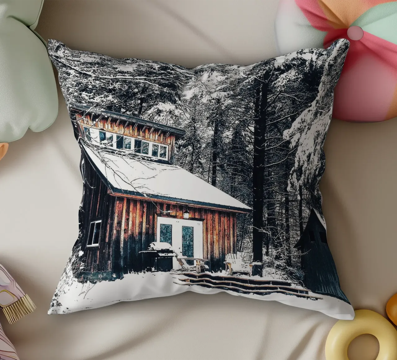 Rifugio invernale nella foresta - un ambiente rustico e accogliente cuscino da Whole©