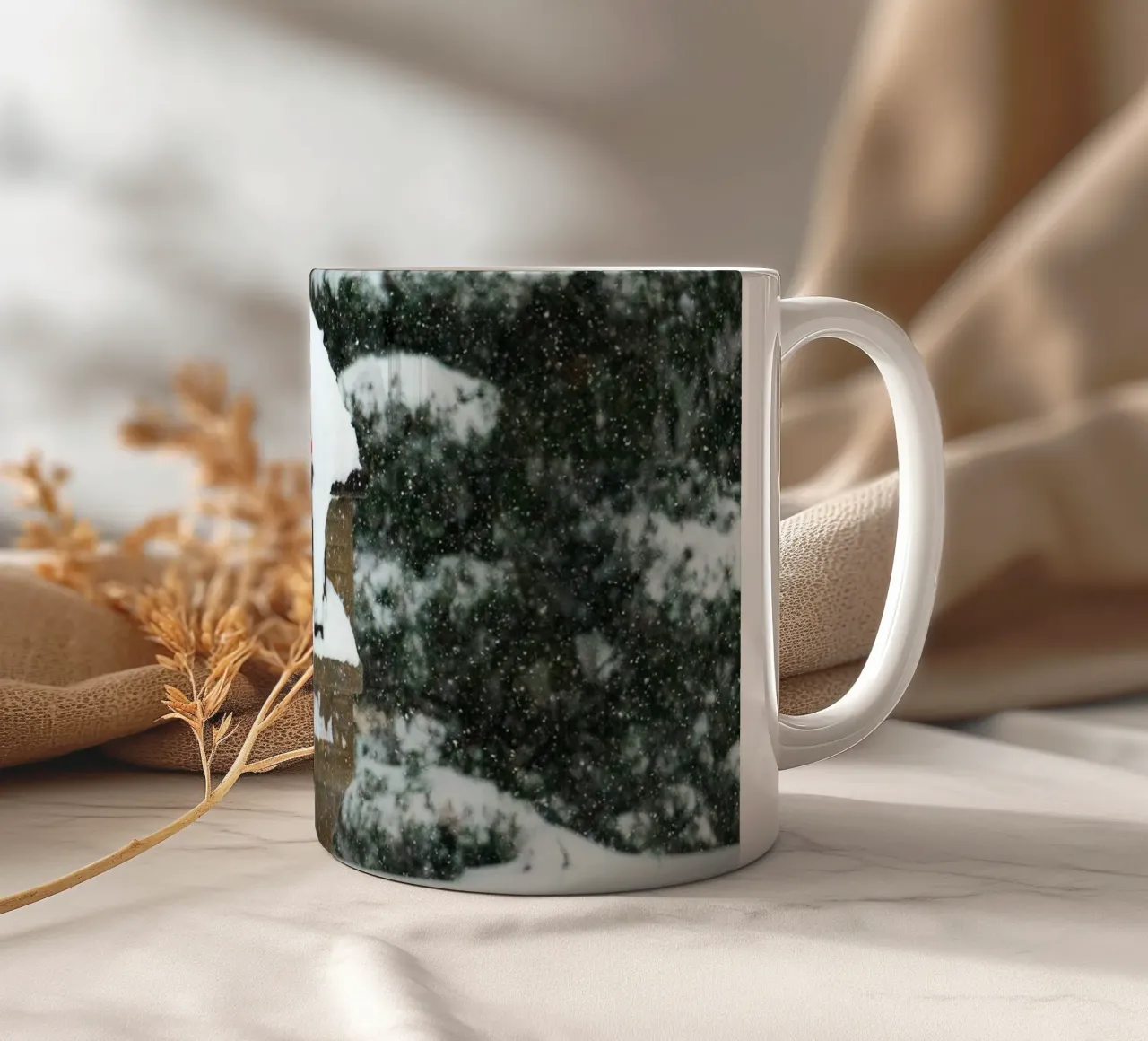 Cassetta delle lettere con la neve - Fascino invernale tazza in ceramica da Whole©