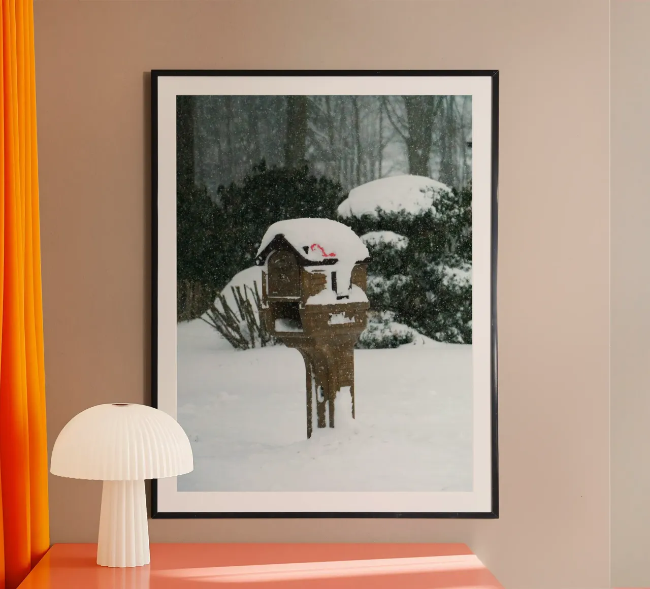 Cassetta delle lettere con la neve - Fascino invernale poster da Whole©