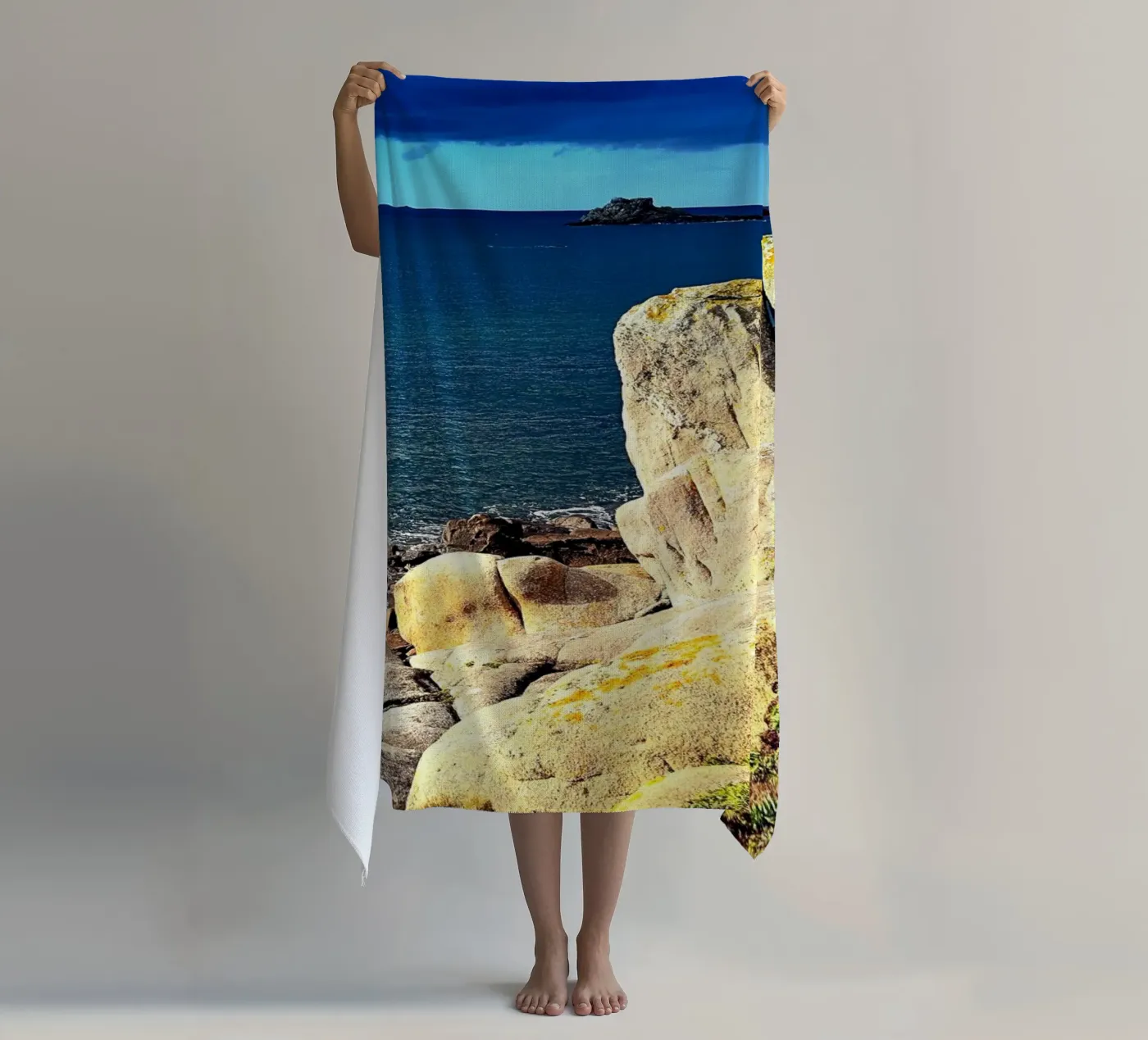 FAA109 beach towel by Thierry vobmann photography