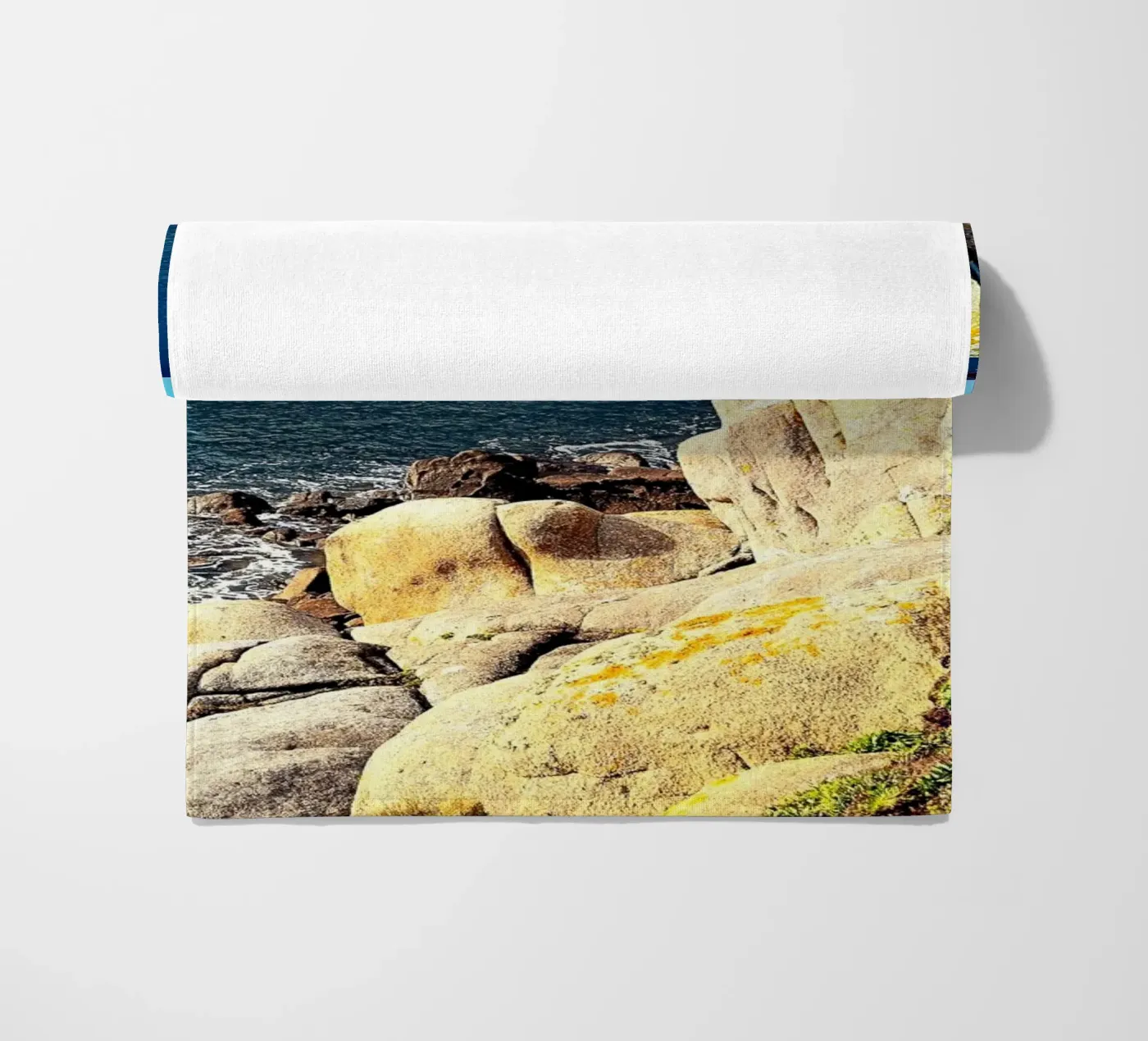 FAA109 beach towel by Thierry vobmann photography