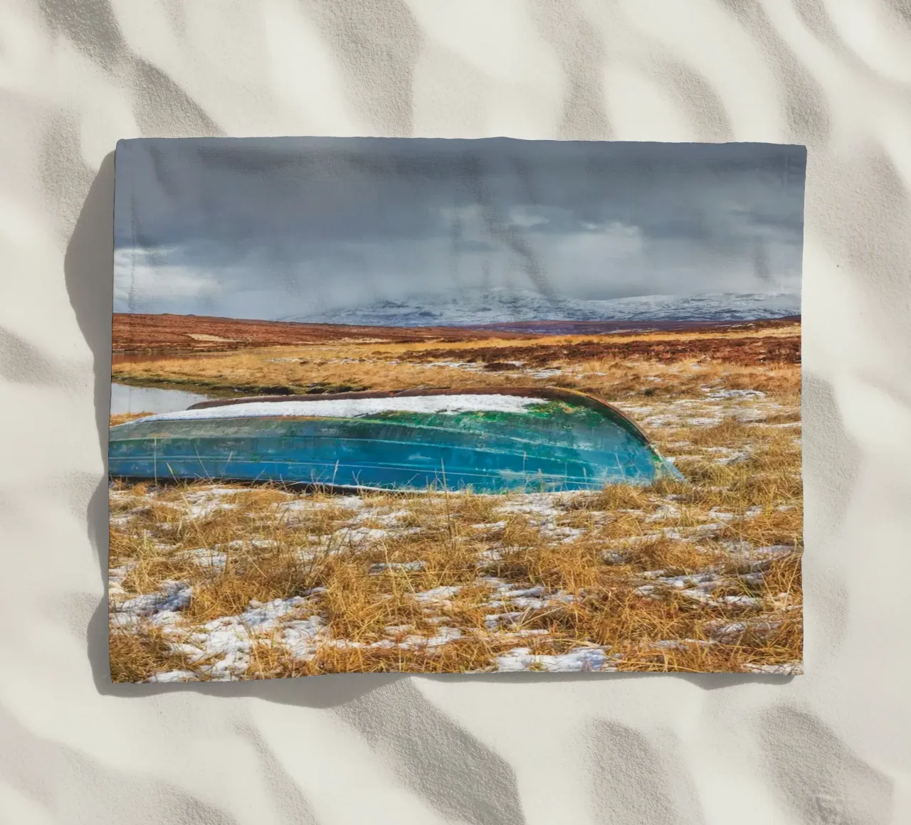 Barca blu telo mare da Dave Hare Photography