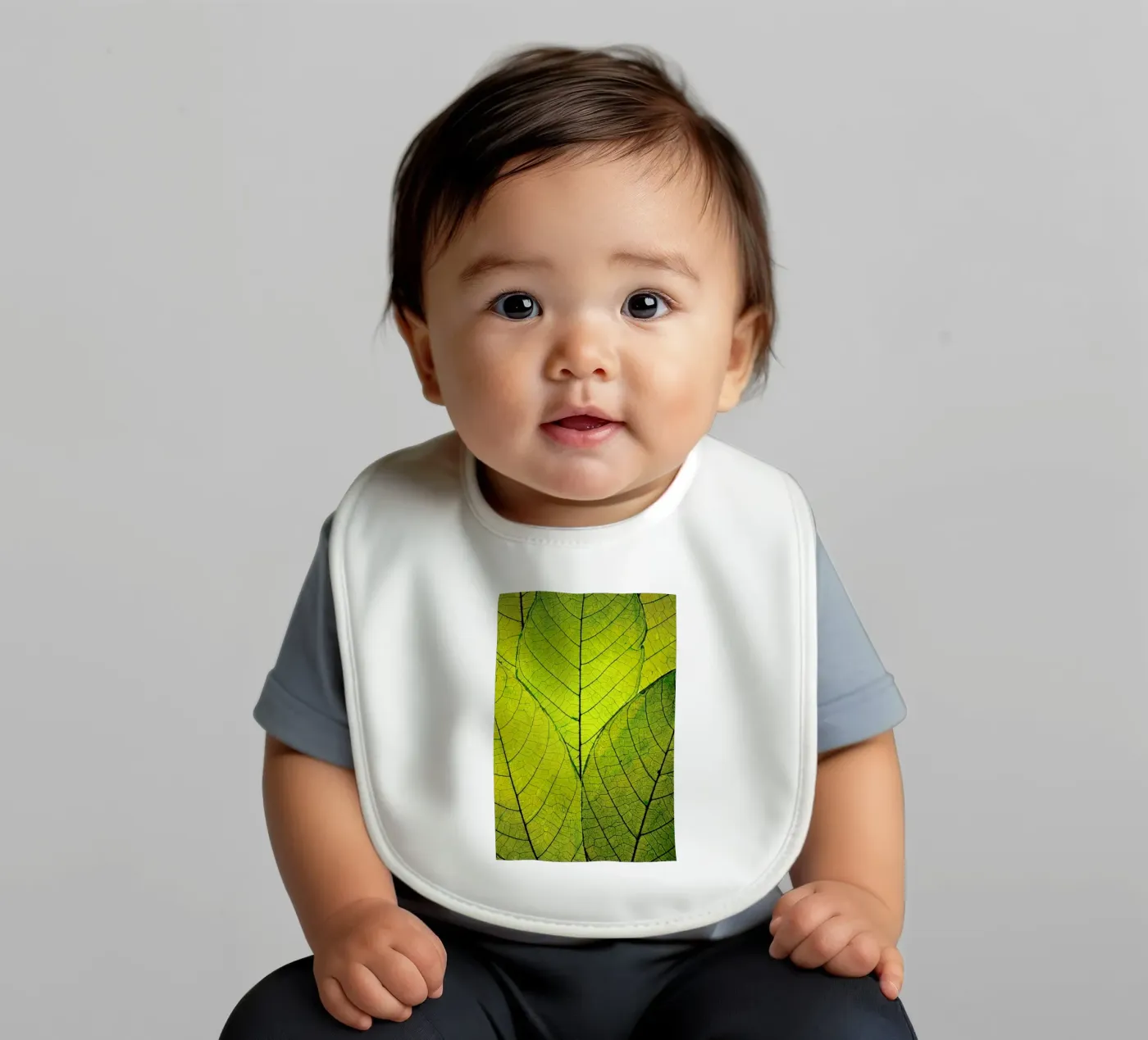 Every Leaf A Flower bavaglino da Robin Delean