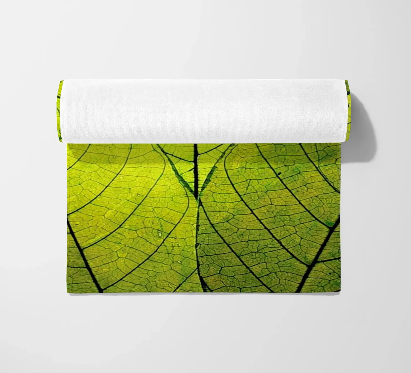 Every Leaf A Flower telo mare da Robin Delean