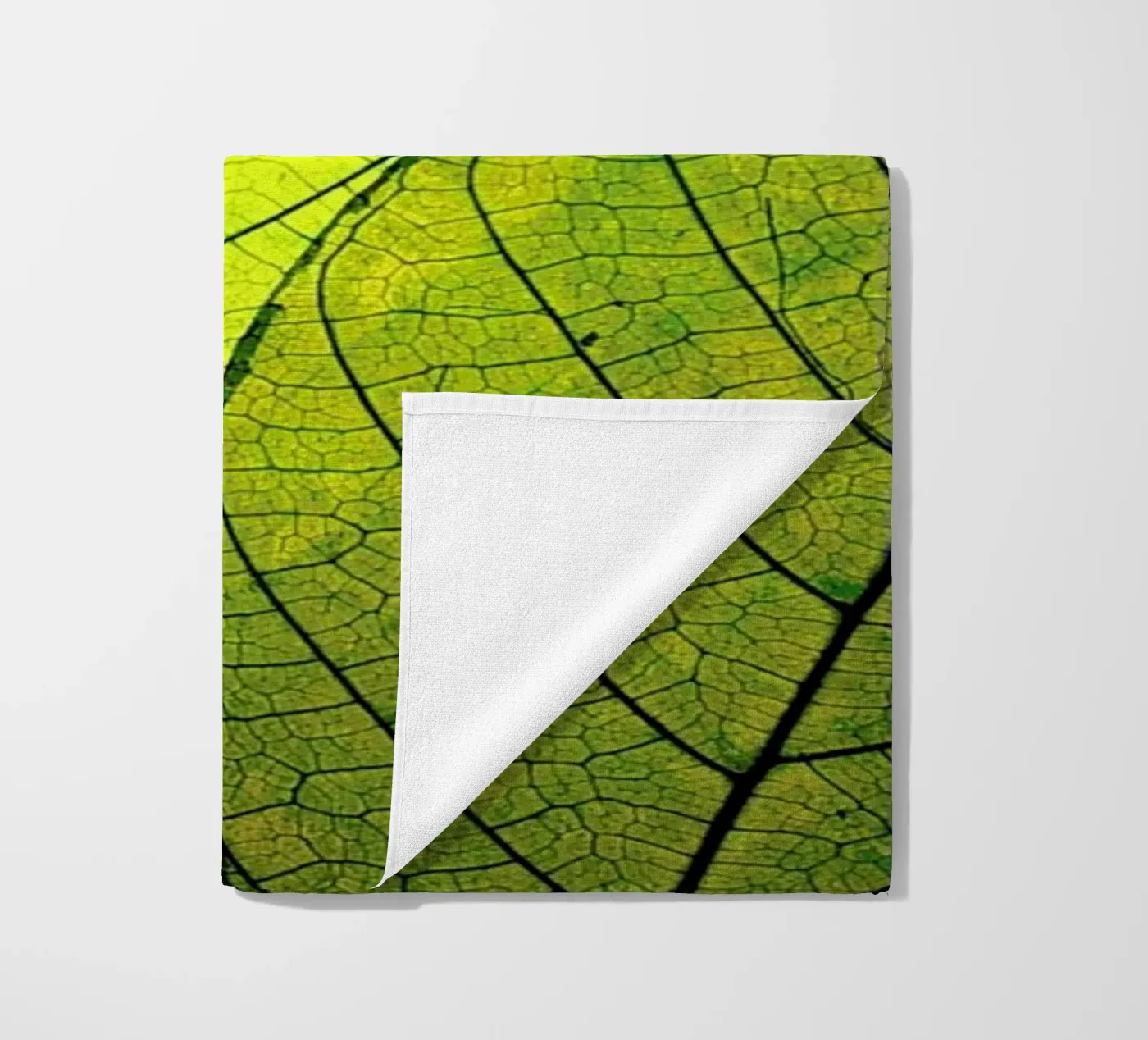 Every Leaf A Flower telo mare da Robin Delean