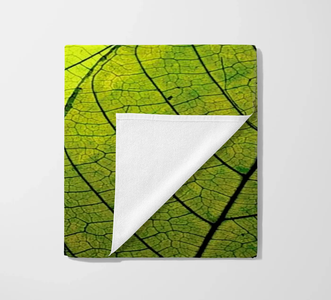 Every Leaf A Flower telo mare da Robin Delean