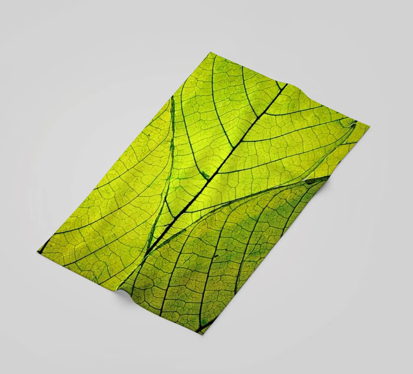 Every Leaf A Flower telo mare da Robin Delean